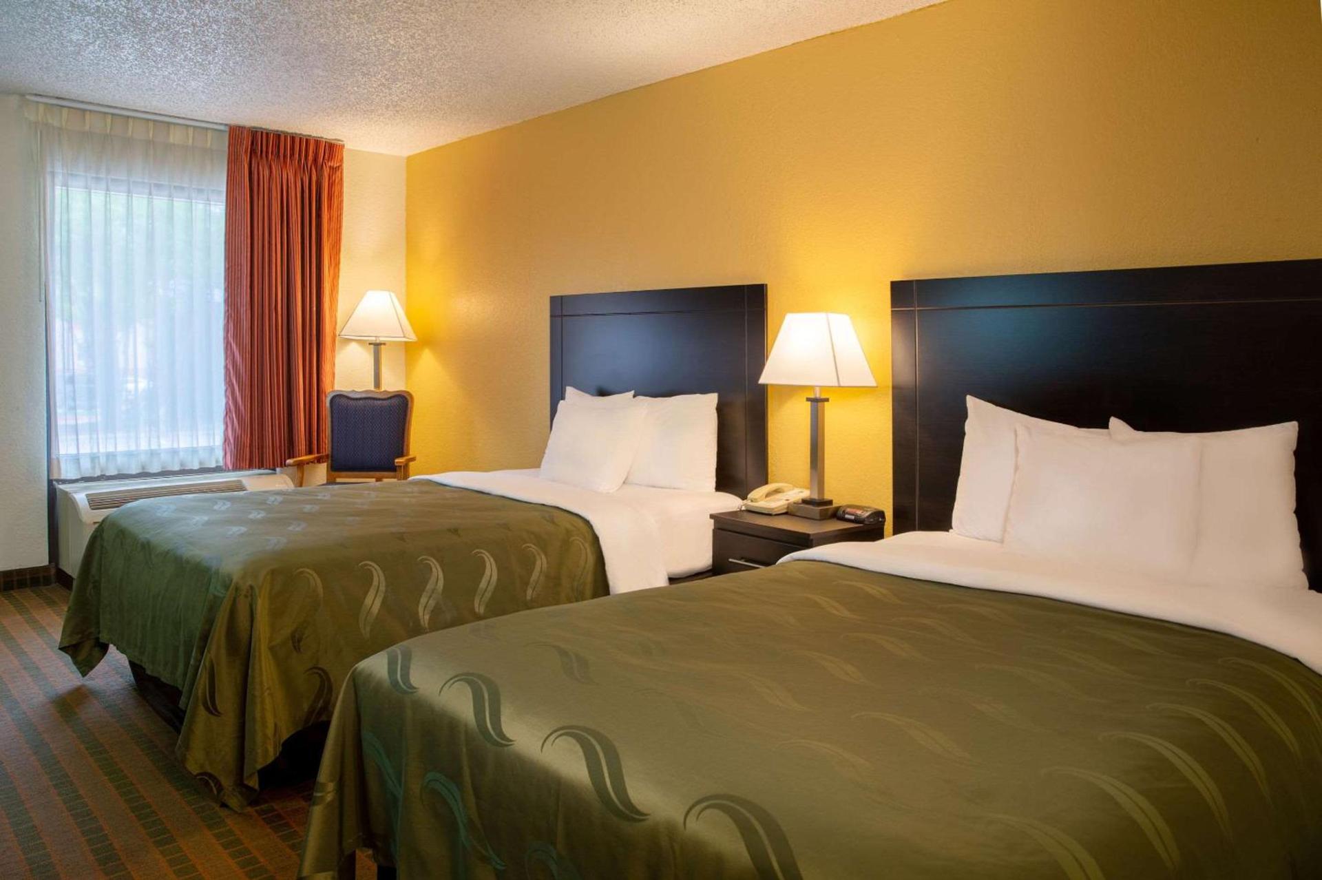 Quality Inn at Arlington Highlands photo 10