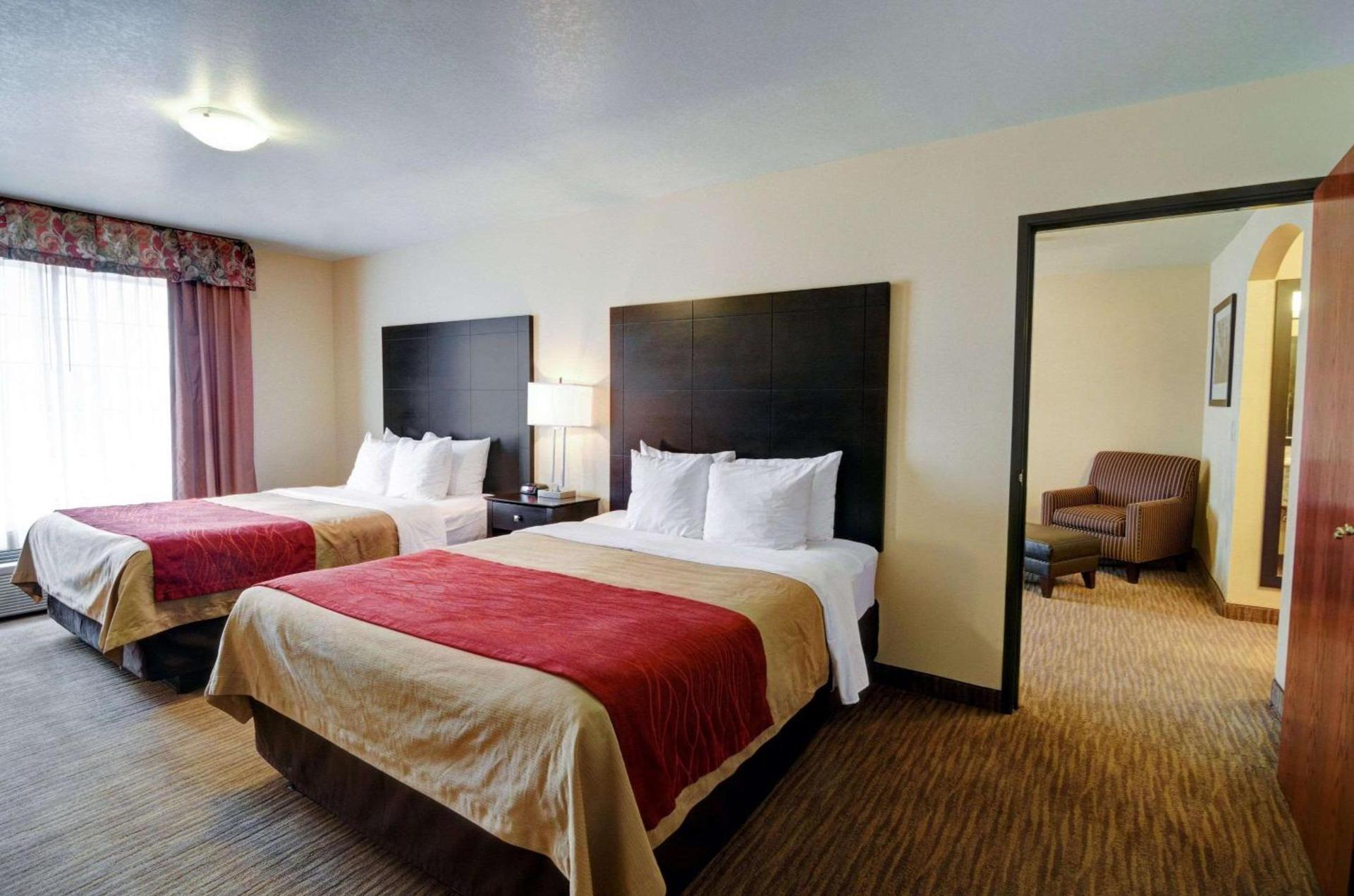 Comfort Inn & Suites Amarillo West Near Medical Center photo 10