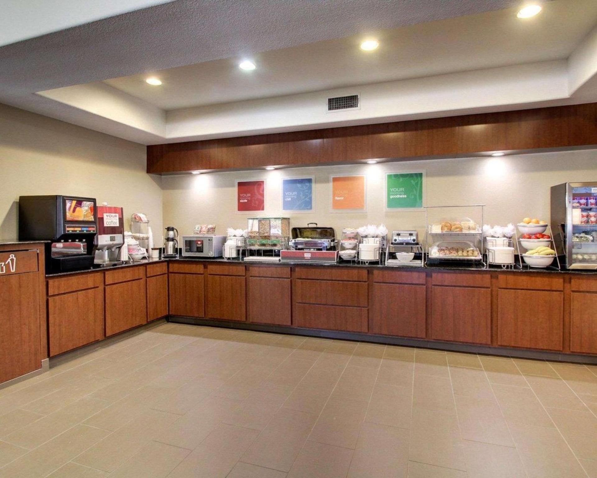 Comfort Suites Tyler South photo 31