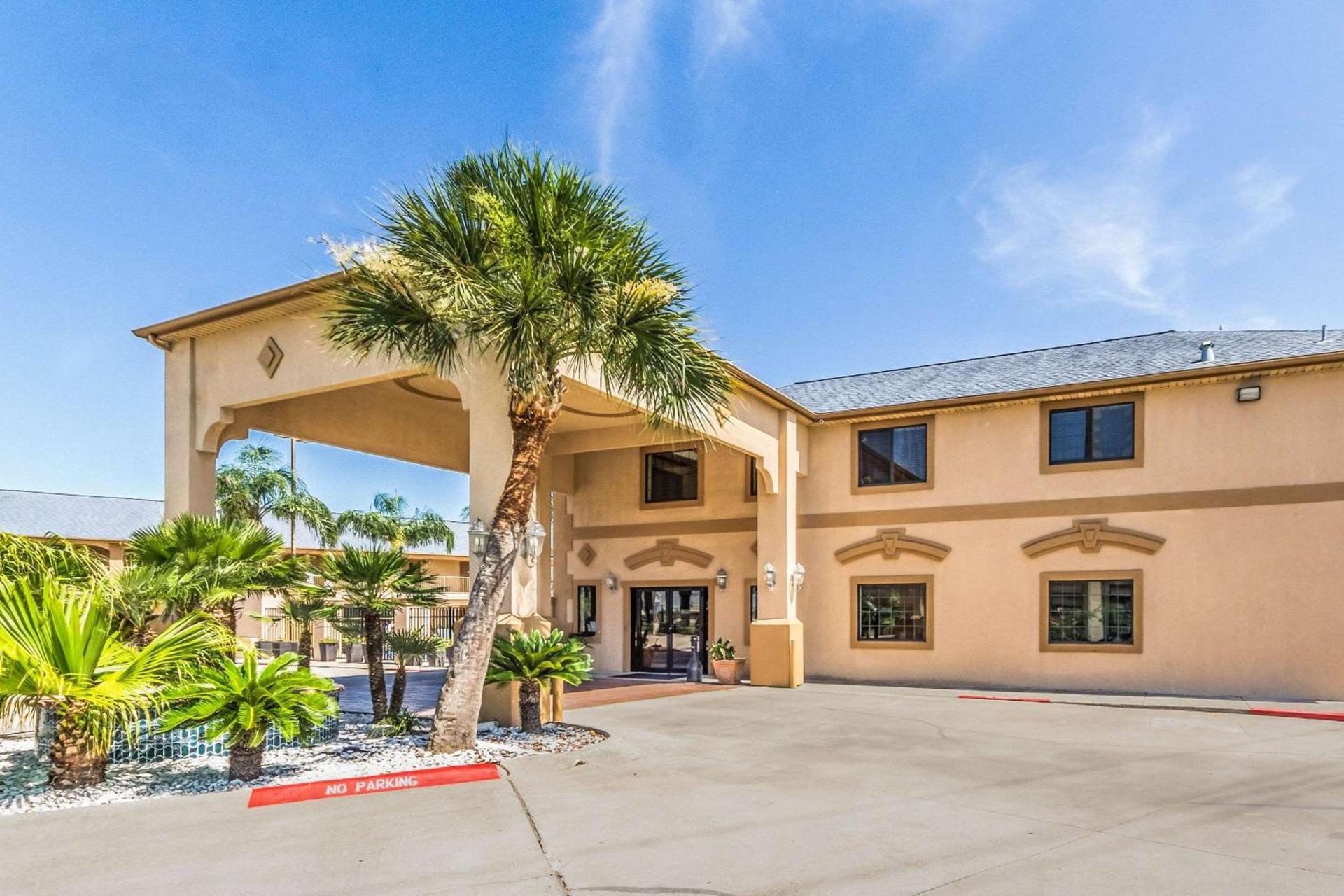 Econo Lodge Inn & Suites Corpus Christi photo 4