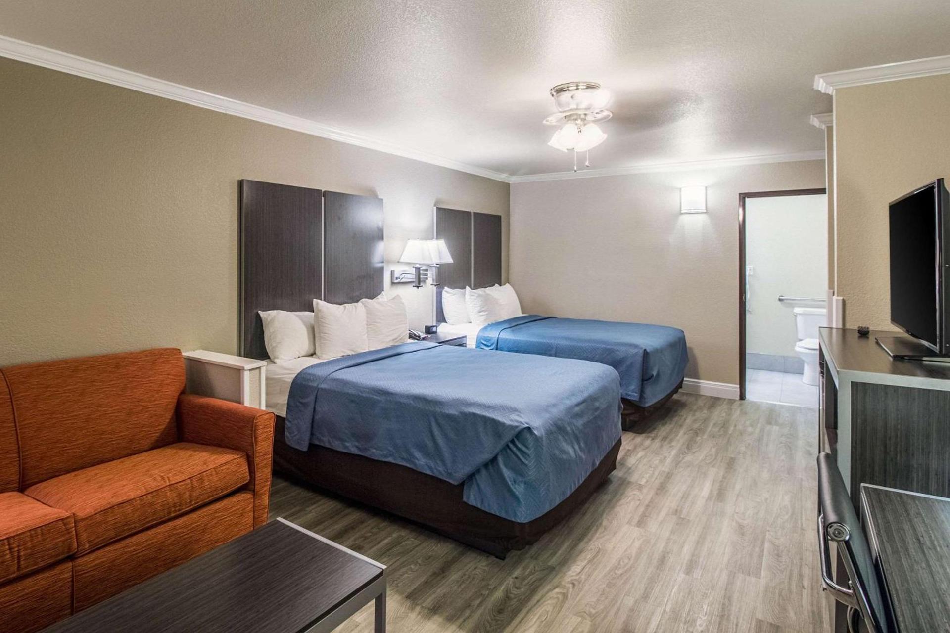 Econo Lodge Inn & Suites Corpus Christi photo 14