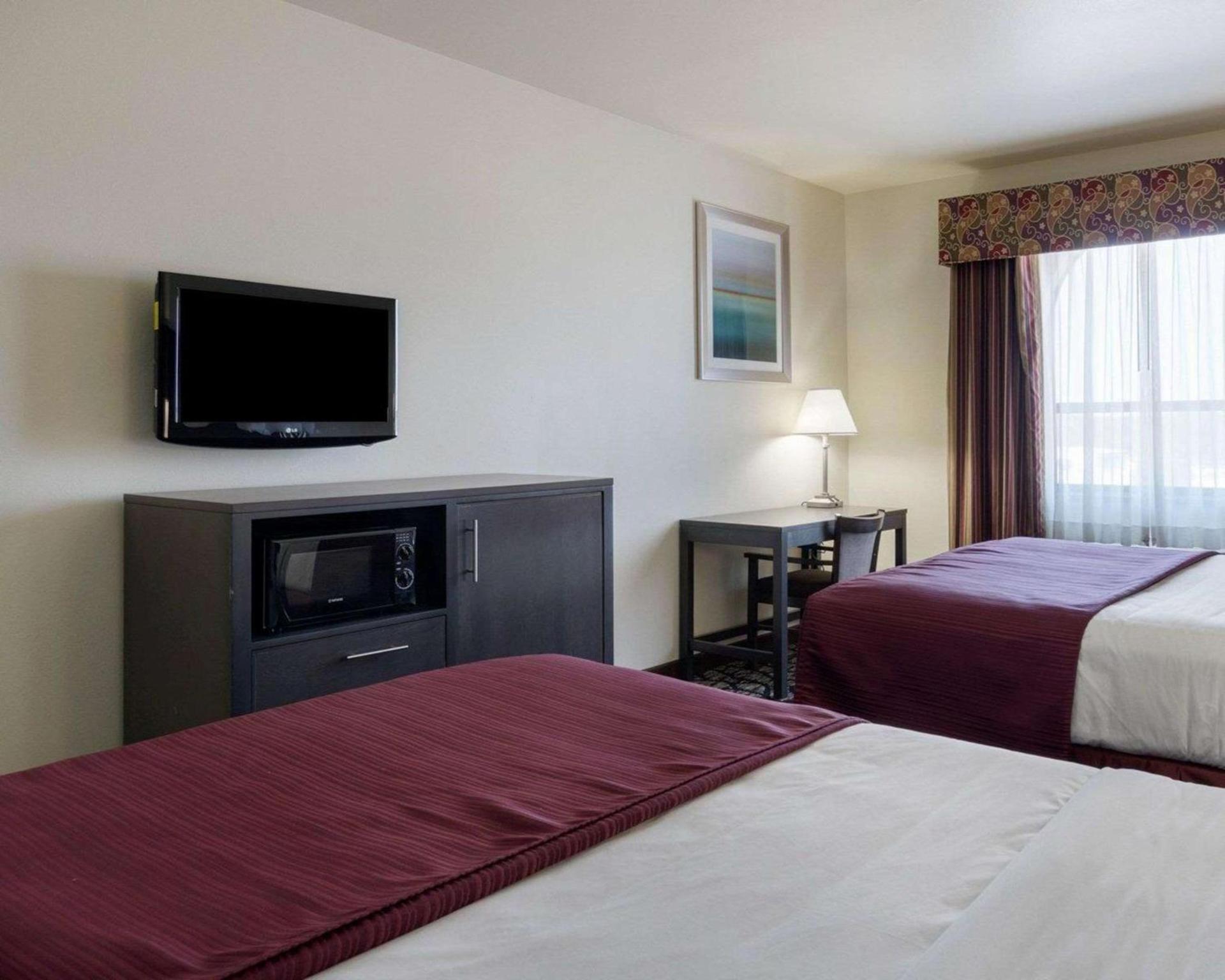 Quality Inn Buffalo photo 13