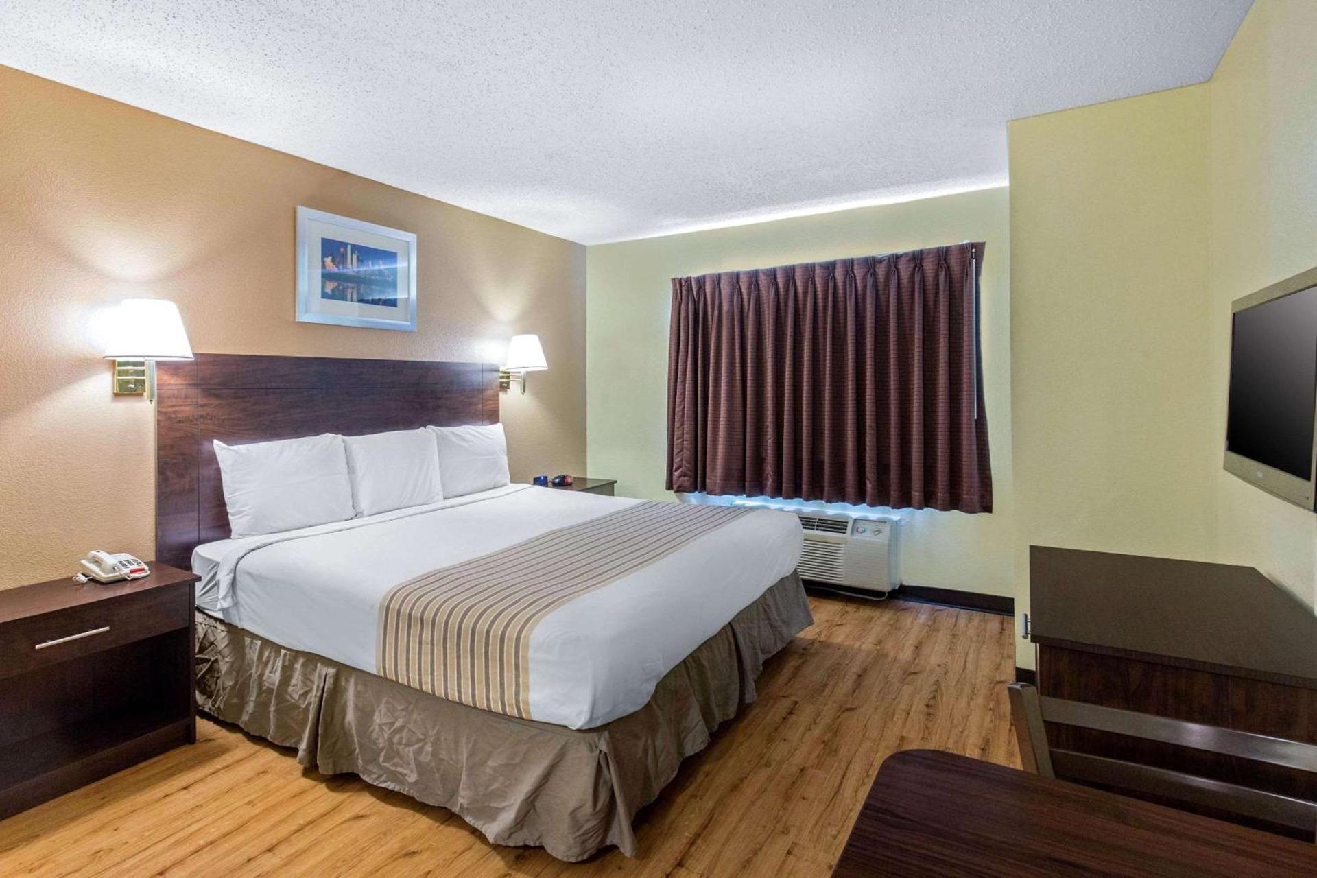 Hawthorn Extended Stay by Wyndham Lewisville photo 14
