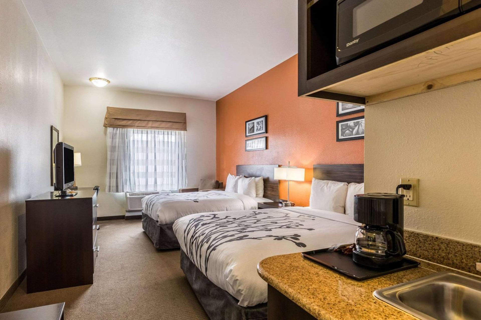 Sleep Inn & Suites Stafford - Sugarland photo 17