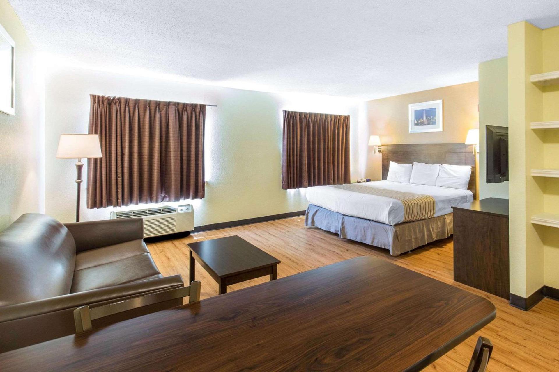Hawthorn Extended Stay by Wyndham Lewisville photo 22