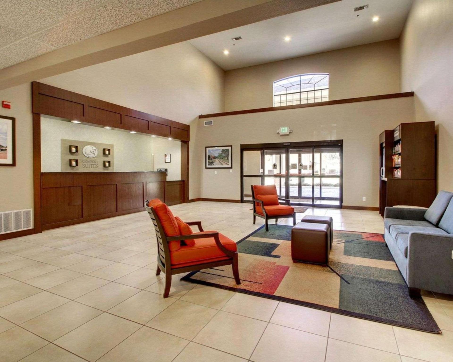 Comfort Suites Tyler South photo 4