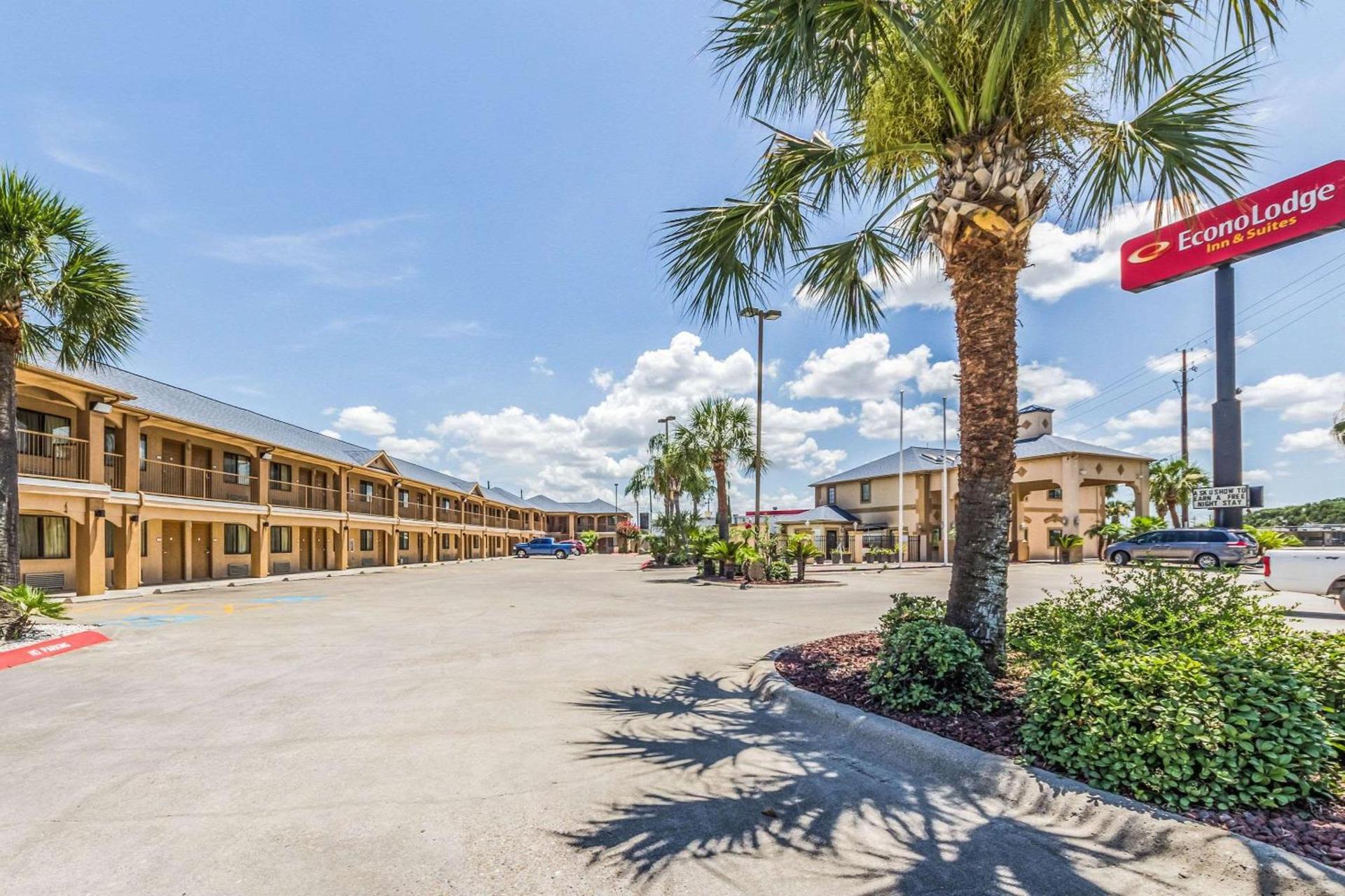 Econo Lodge Inn & Suites Corpus Christi photo 3