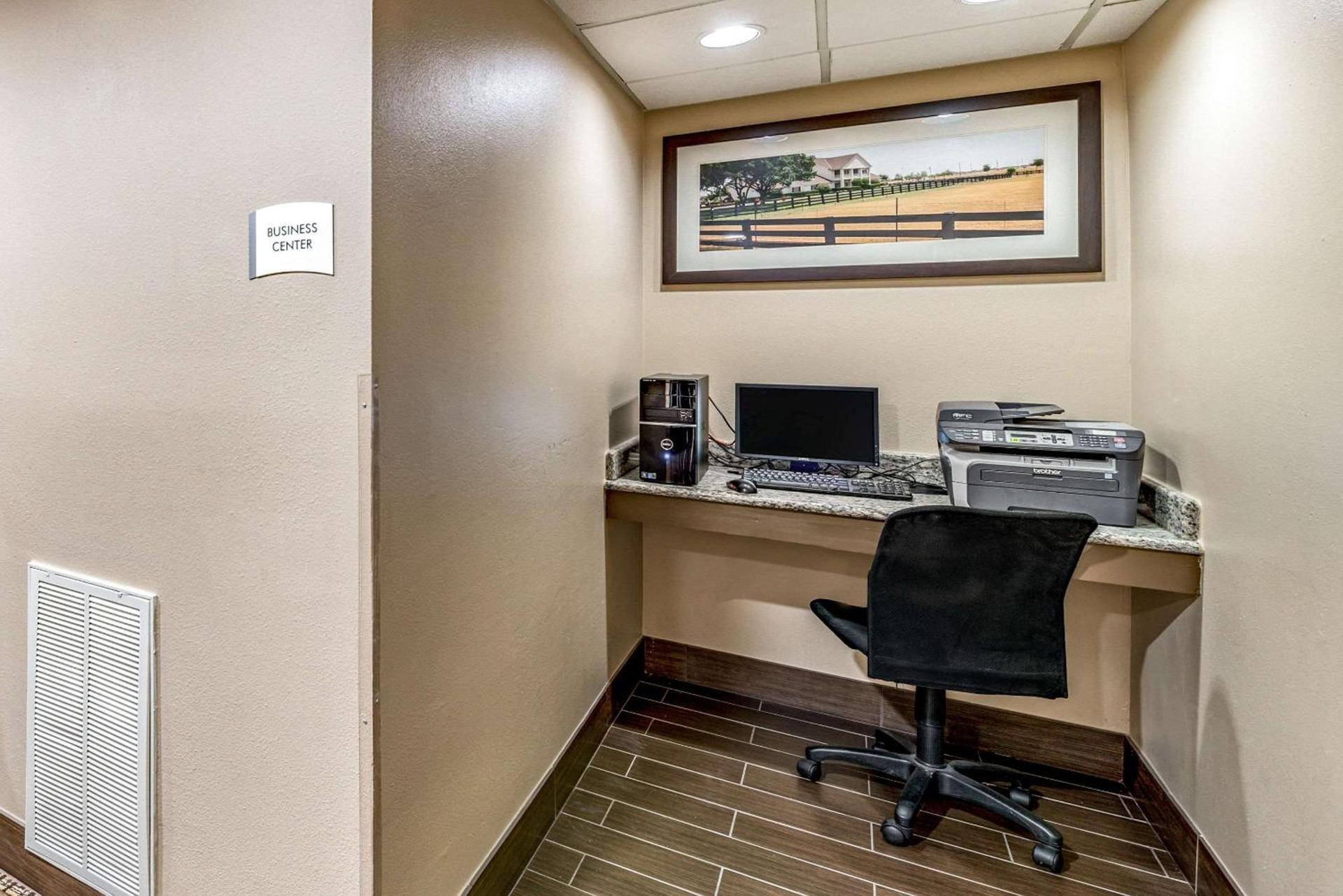 Quality Inn West Plano - Dallas photo 33