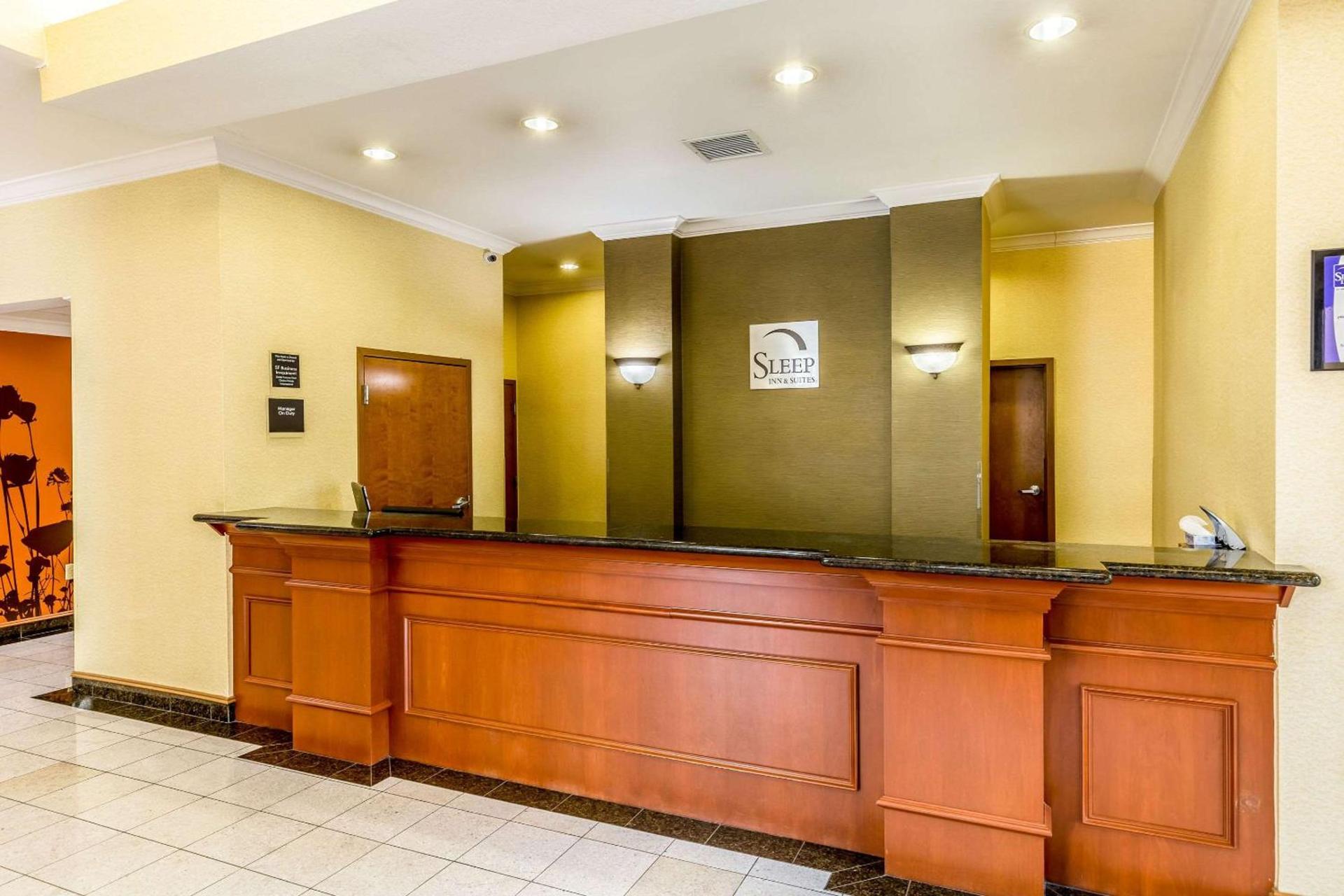 Sleep Inn & Suites Stafford - Sugarland photo 6