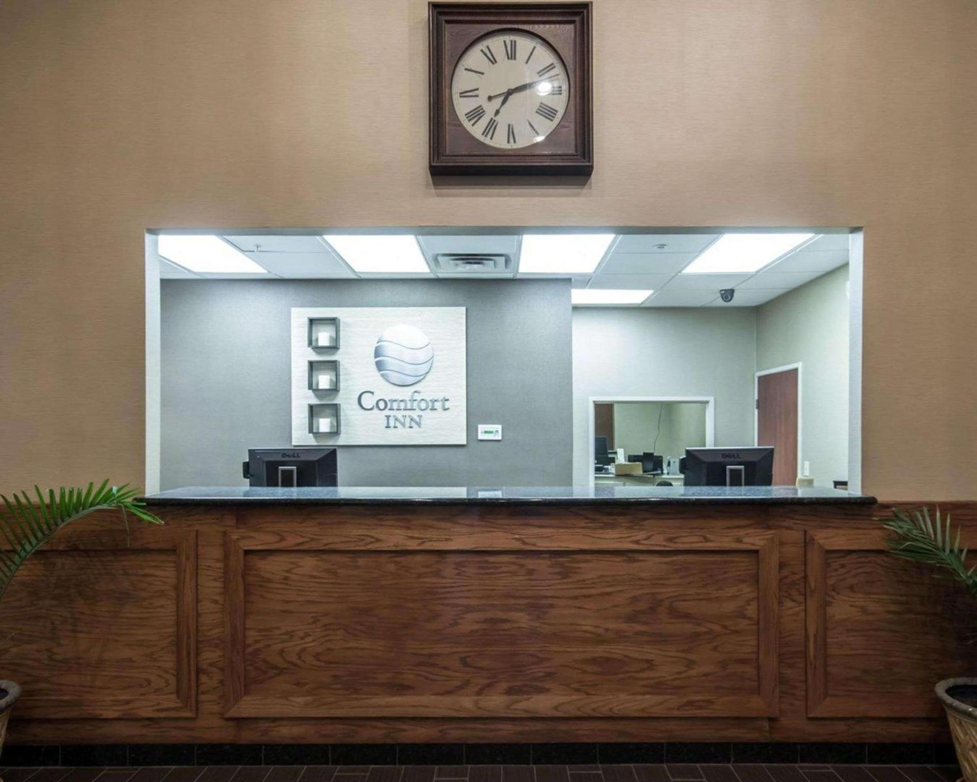 Comfort Inn & Suites Red Oak - Dallas Area photo 15