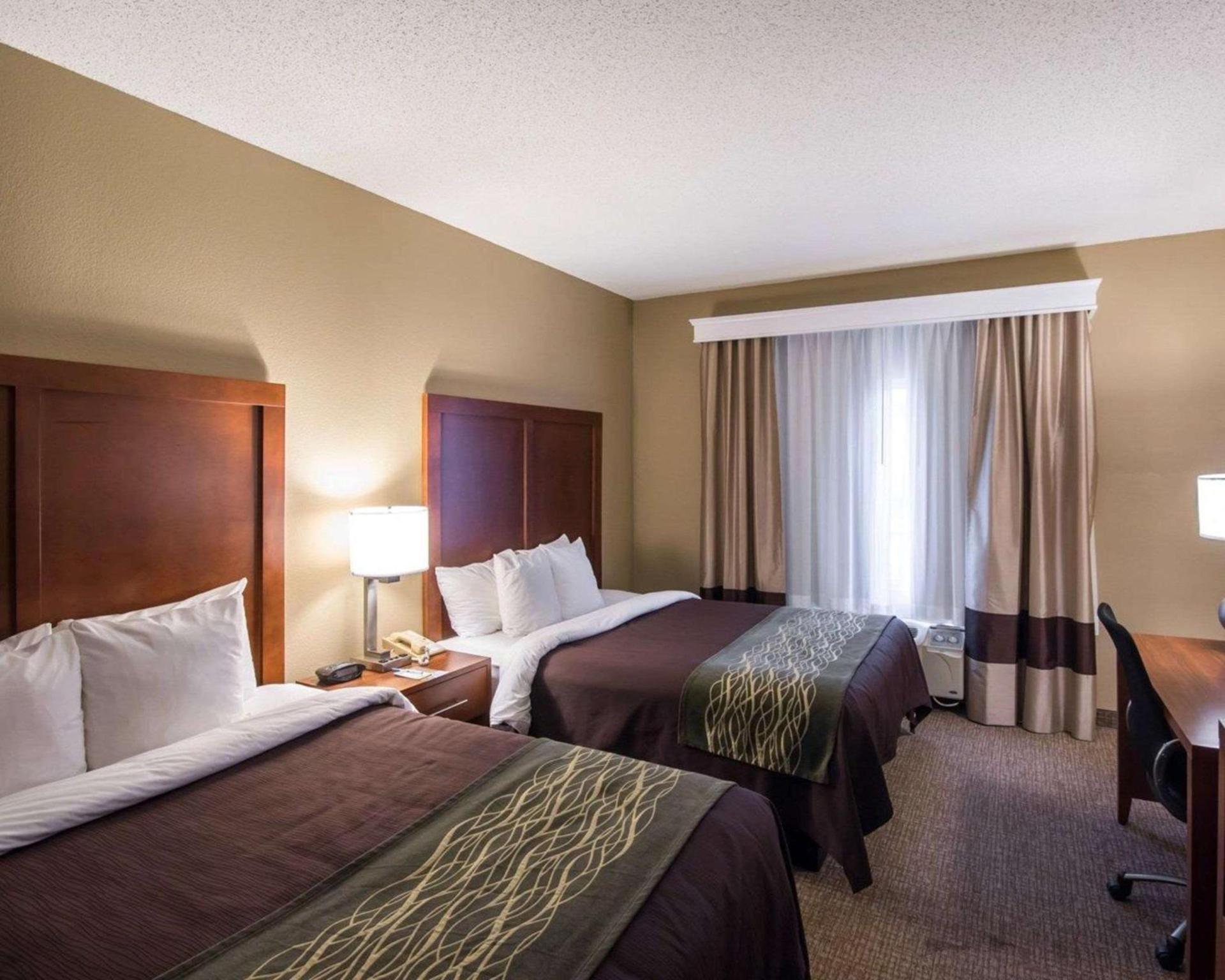 Comfort Inn & Suites Red Oak - Dallas Area photo 23