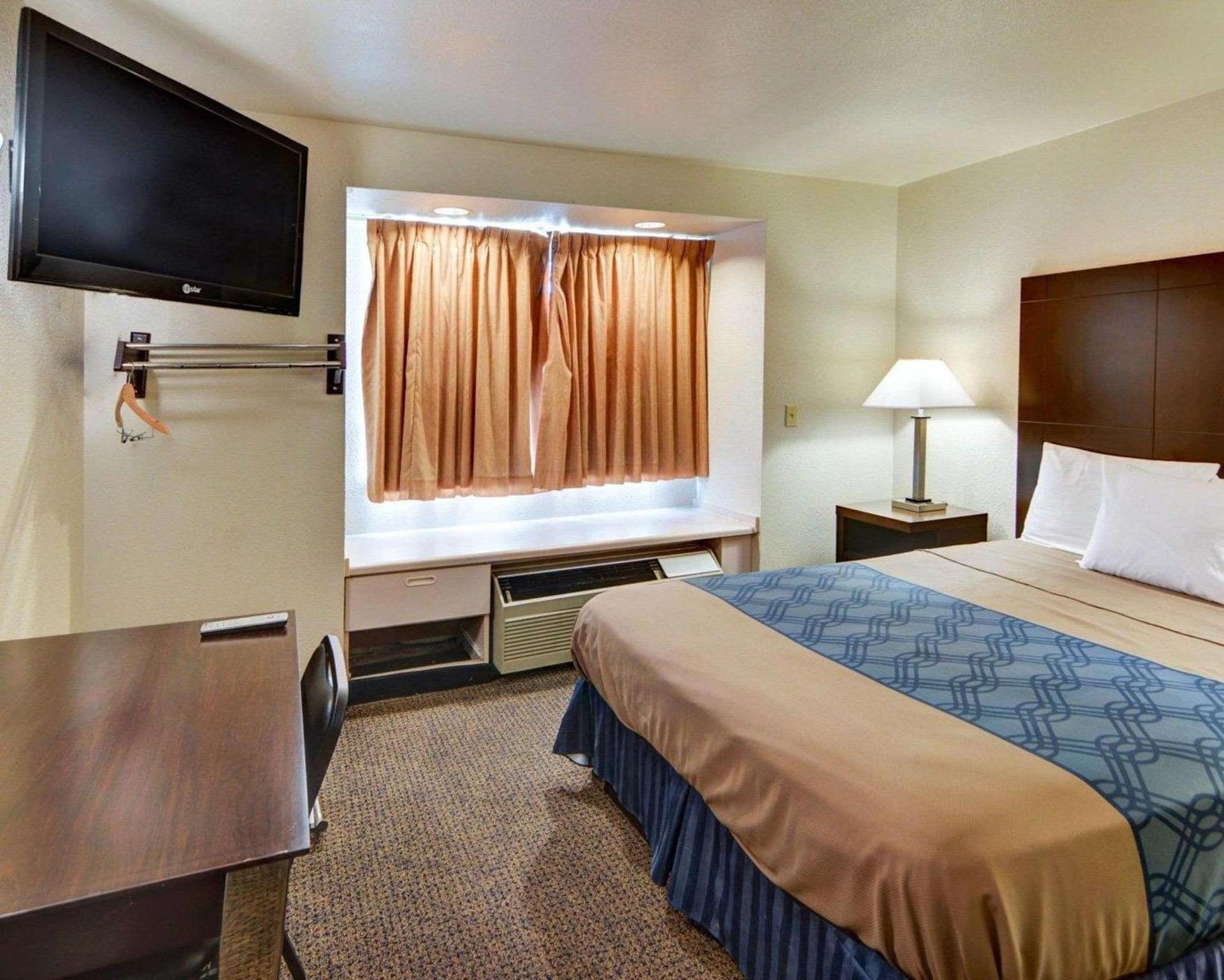 Rodeway Inn & Suites Lewisville I-35 photo 15
