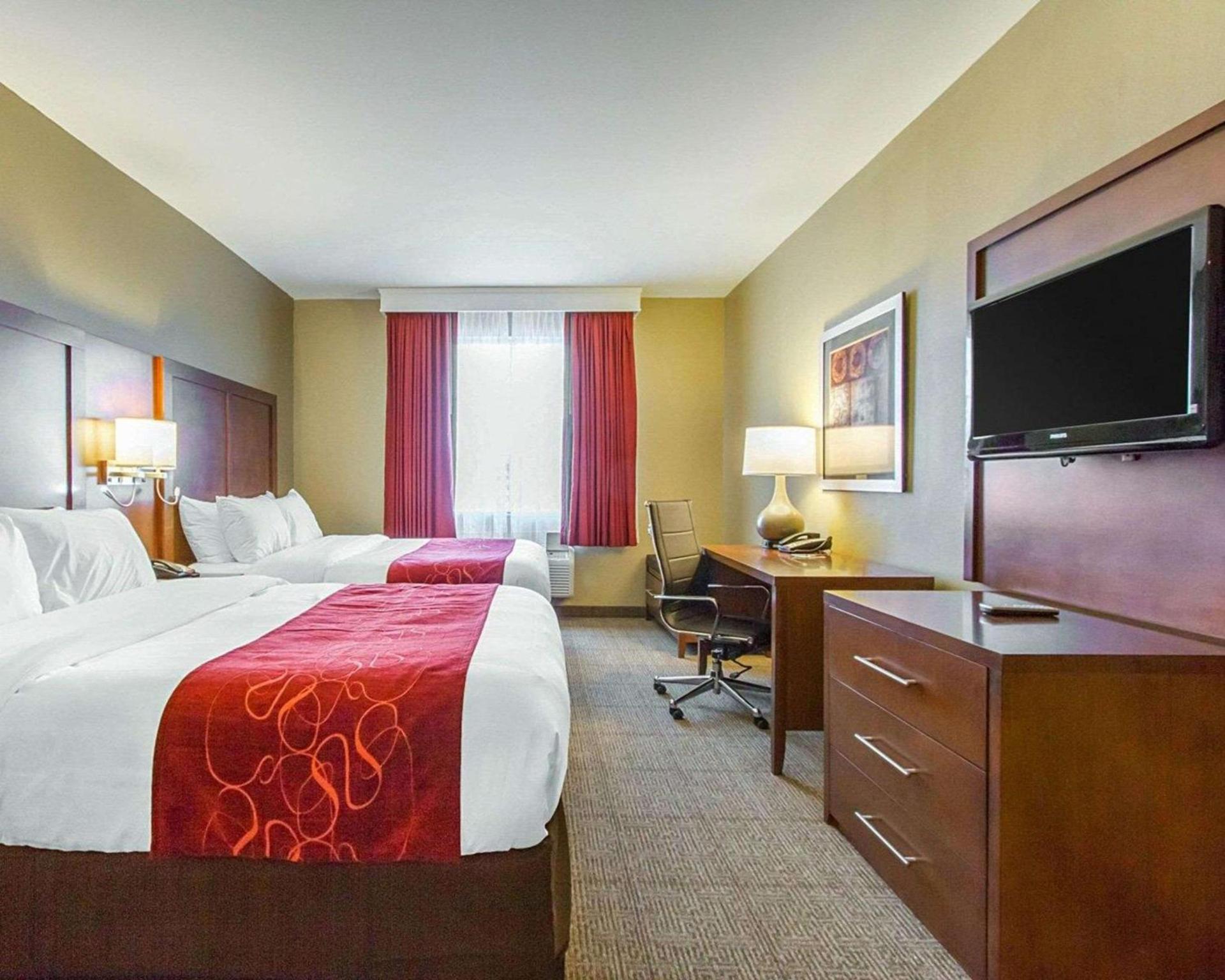 Comfort Suites Abilene Central photo 13