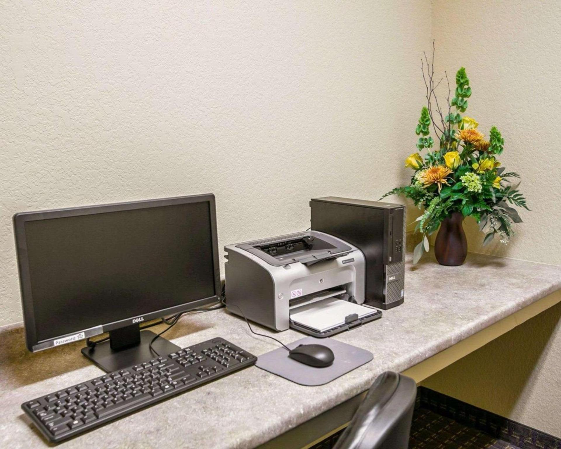 Sleep Inn & Suites Gonzales near Palmetto State Park photo 21