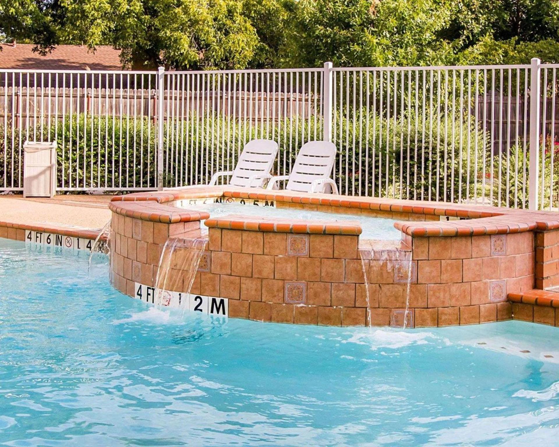 Comfort Suites Abilene Central photo 20