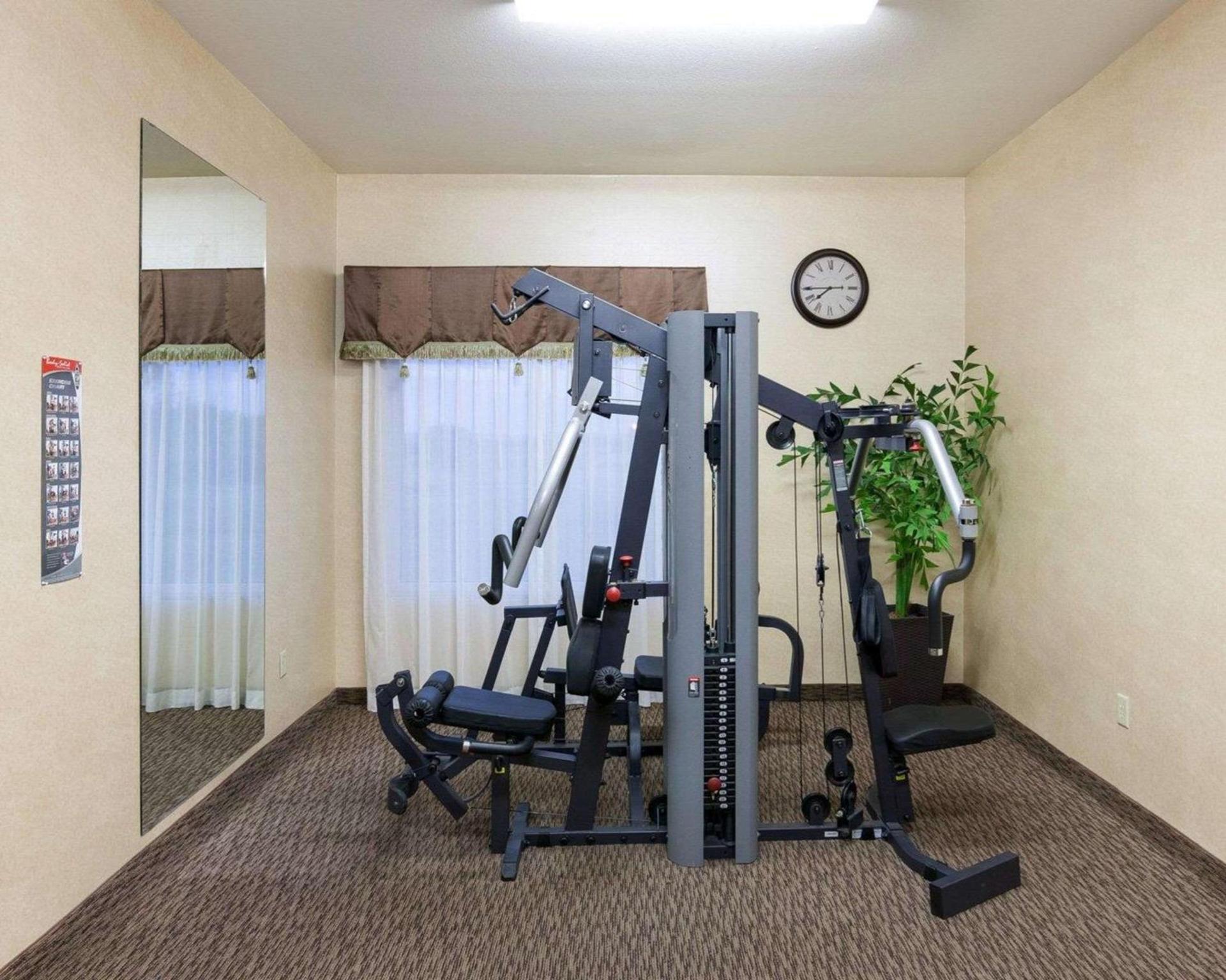 Comfort Inn & Suites Regional Medical Center photo 22