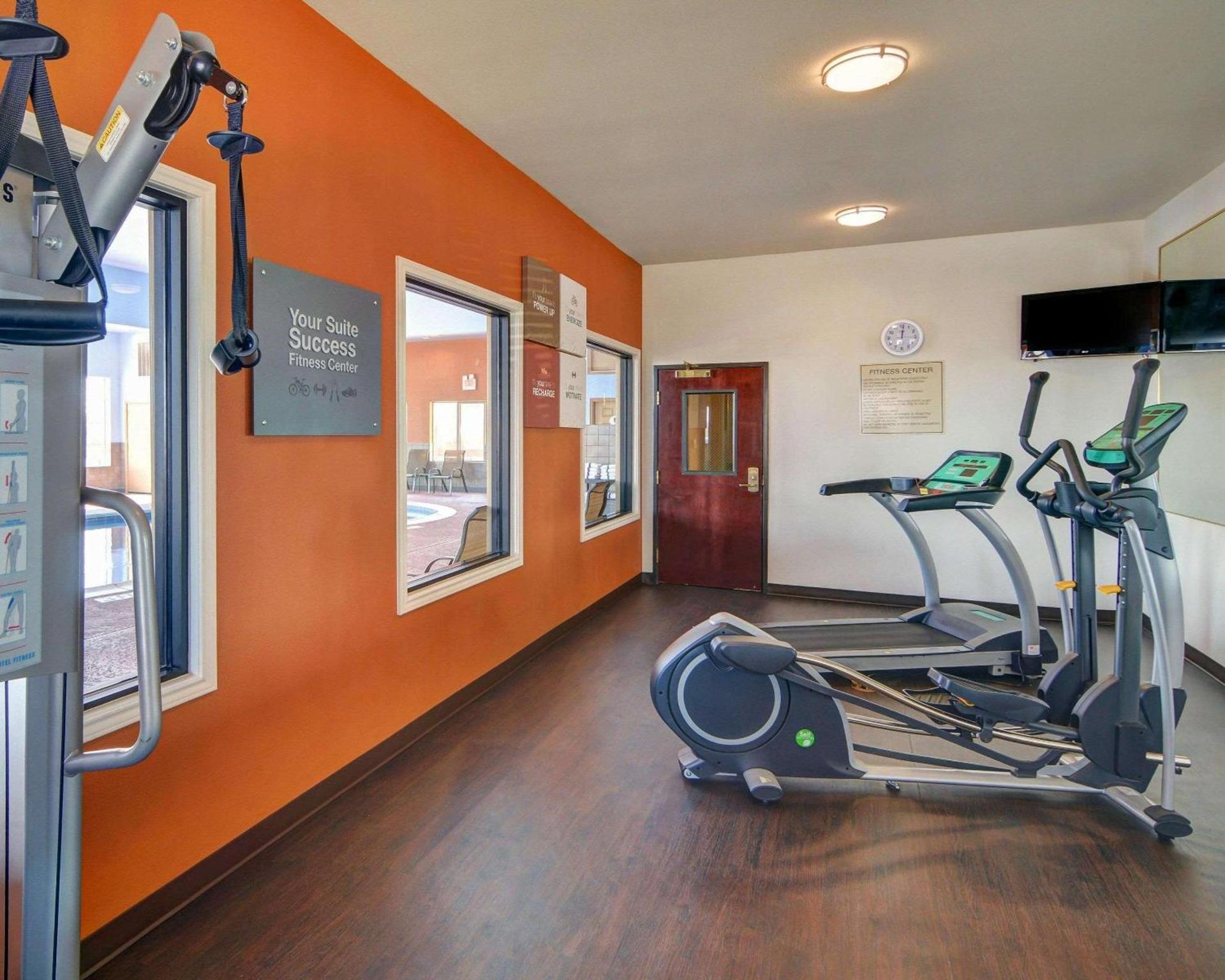 Comfort Suites Lake Worth photo 18