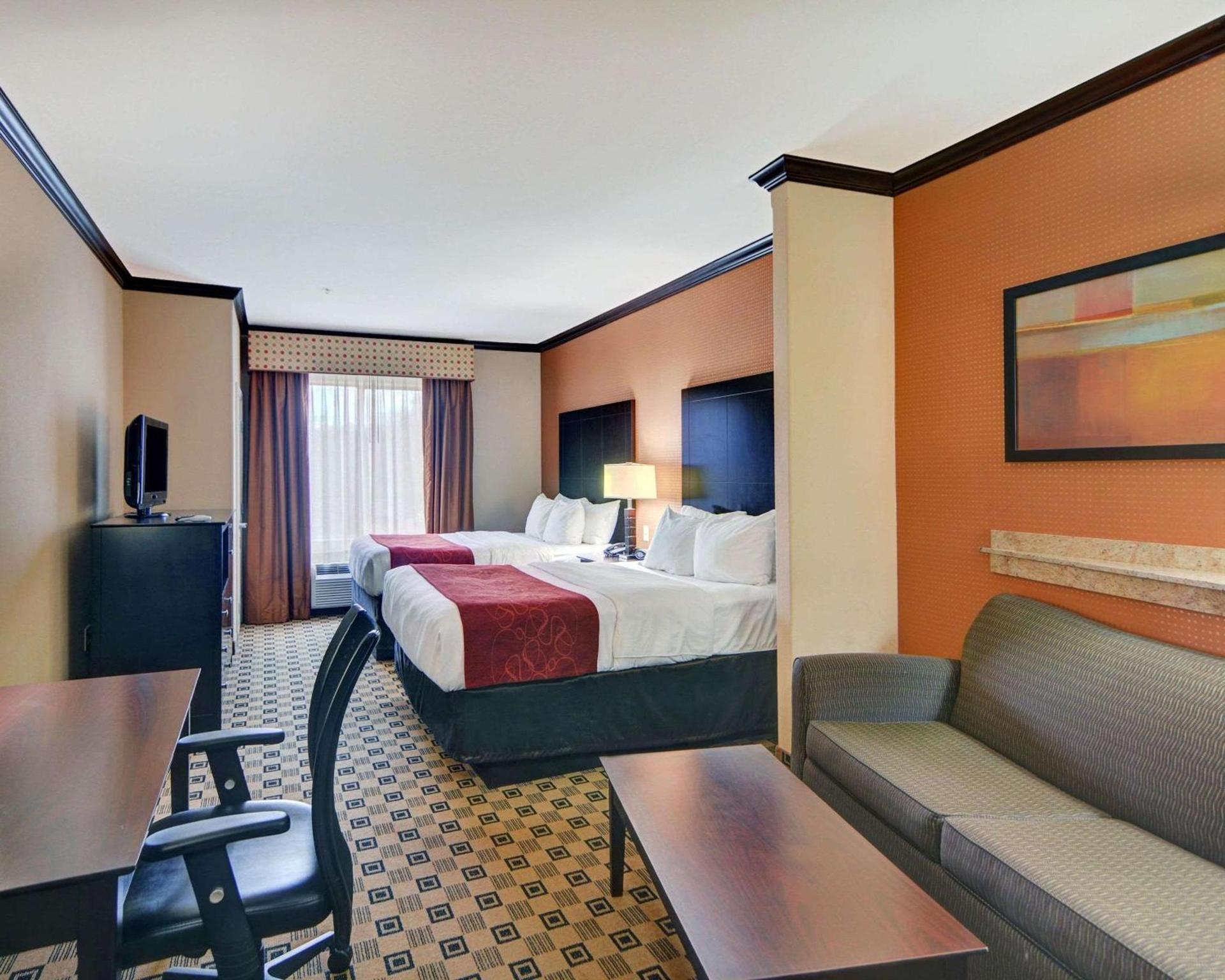 Comfort Suites Kilgore photo 11