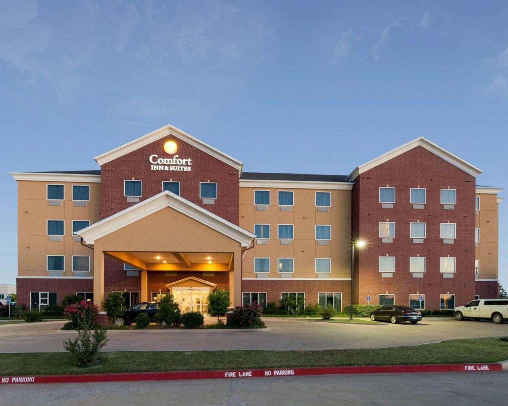 Comfort Inn & Suites Regional Medical Center photo 3