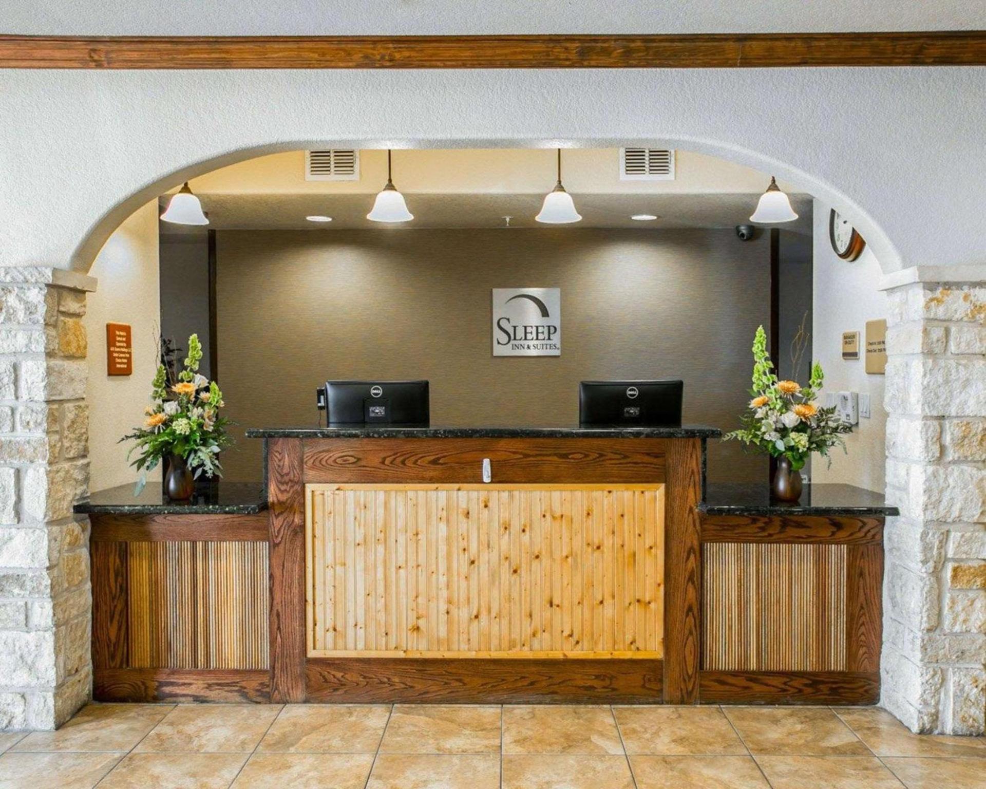 Sleep Inn & Suites Gonzales near Palmetto State Park photo 5