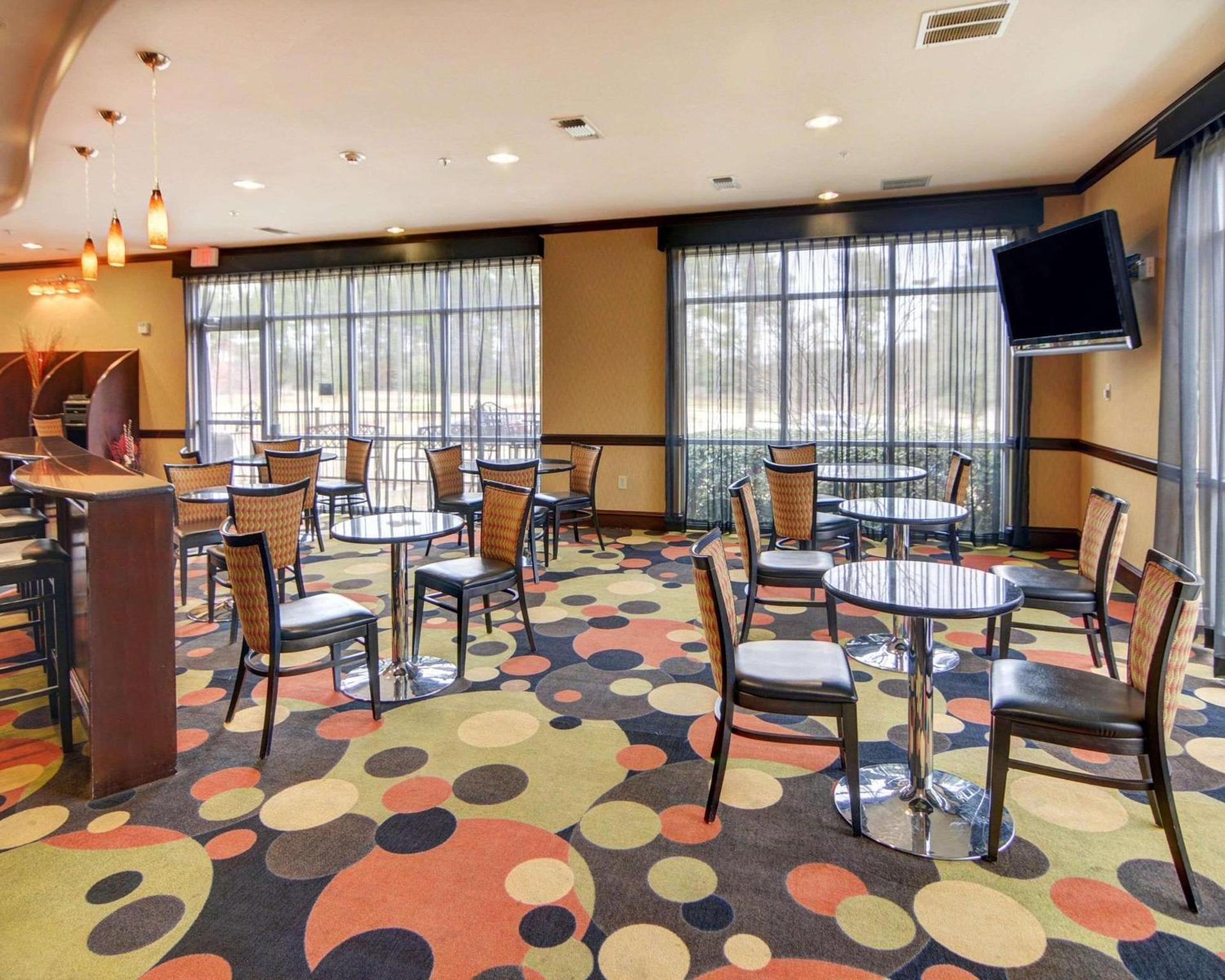 Comfort Suites Kilgore photo 24