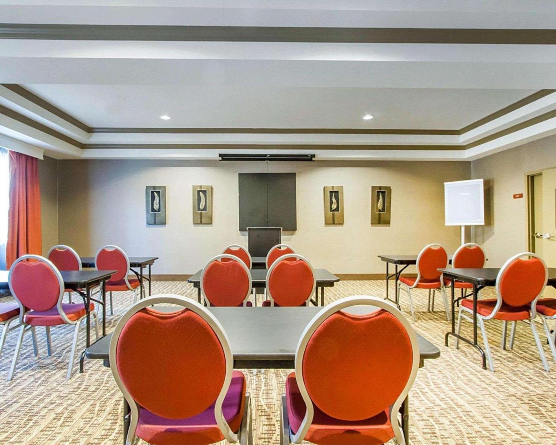 Comfort Suites Abilene Central photo 24