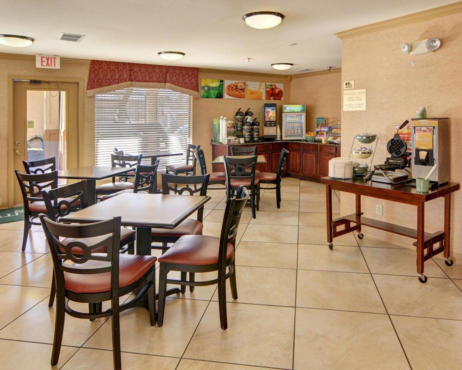 Quality Inn Marshall photo 13