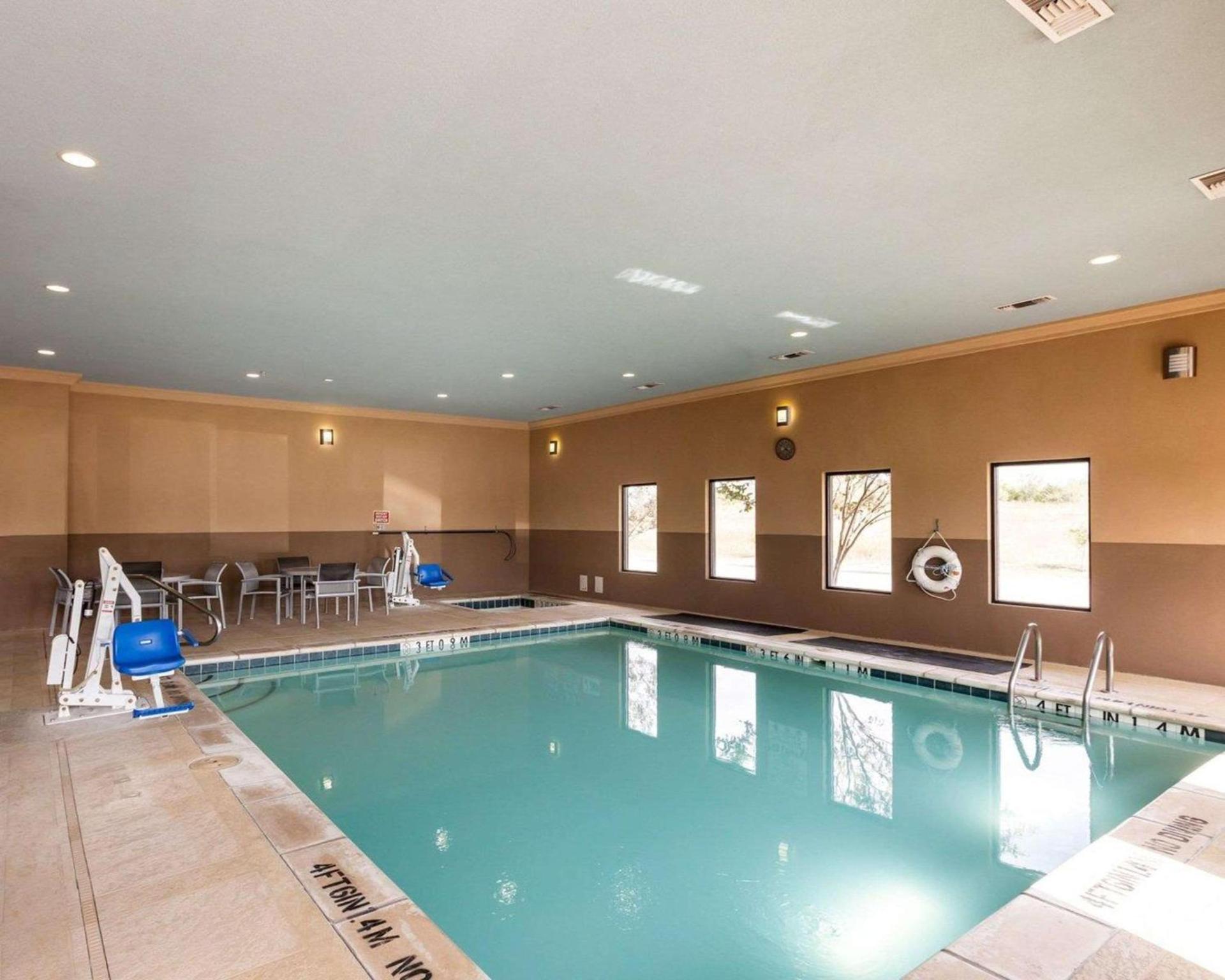 Comfort Suites Greenville photo 22