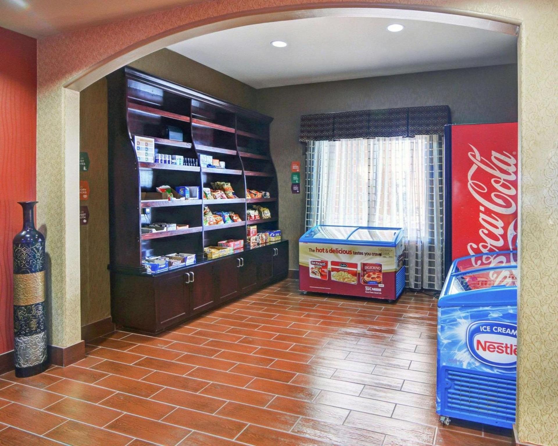 Comfort Suites Lake Worth photo 27