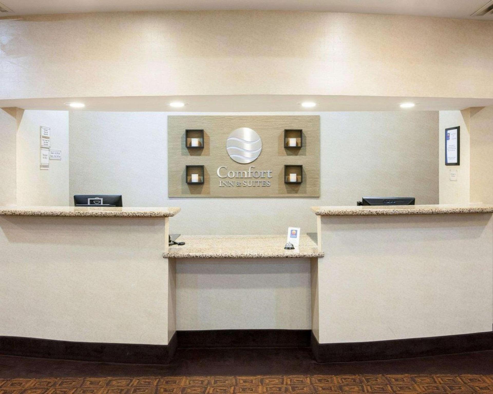 Comfort Inn & Suites Regional Medical Center photo 4