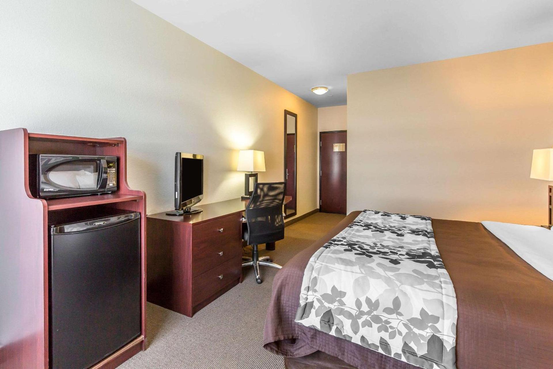 Sleep Inn & Suites Bush Intercontinental - IAH East photo 7