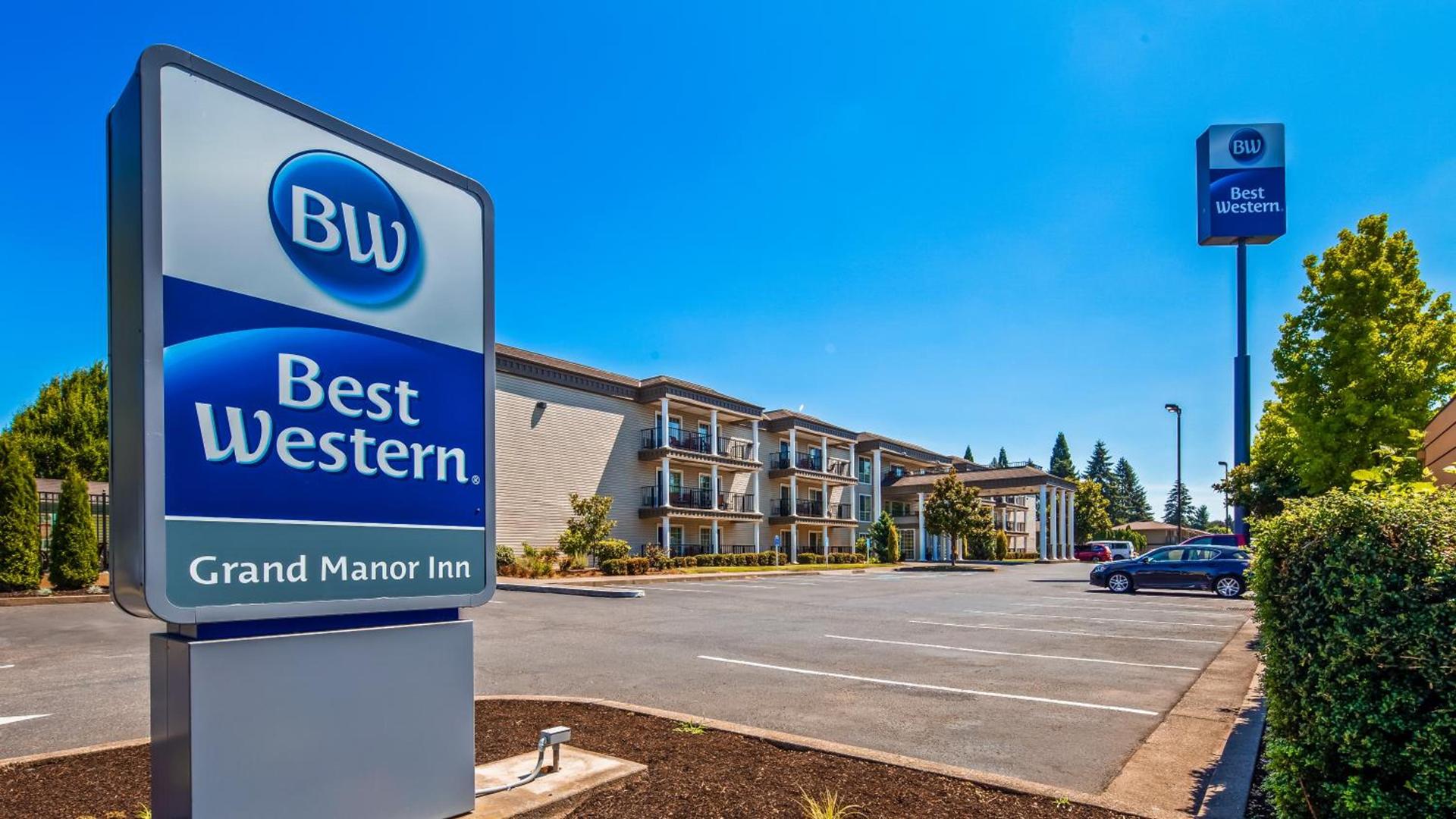Best Western Plus Grand Manor Inn photo 32