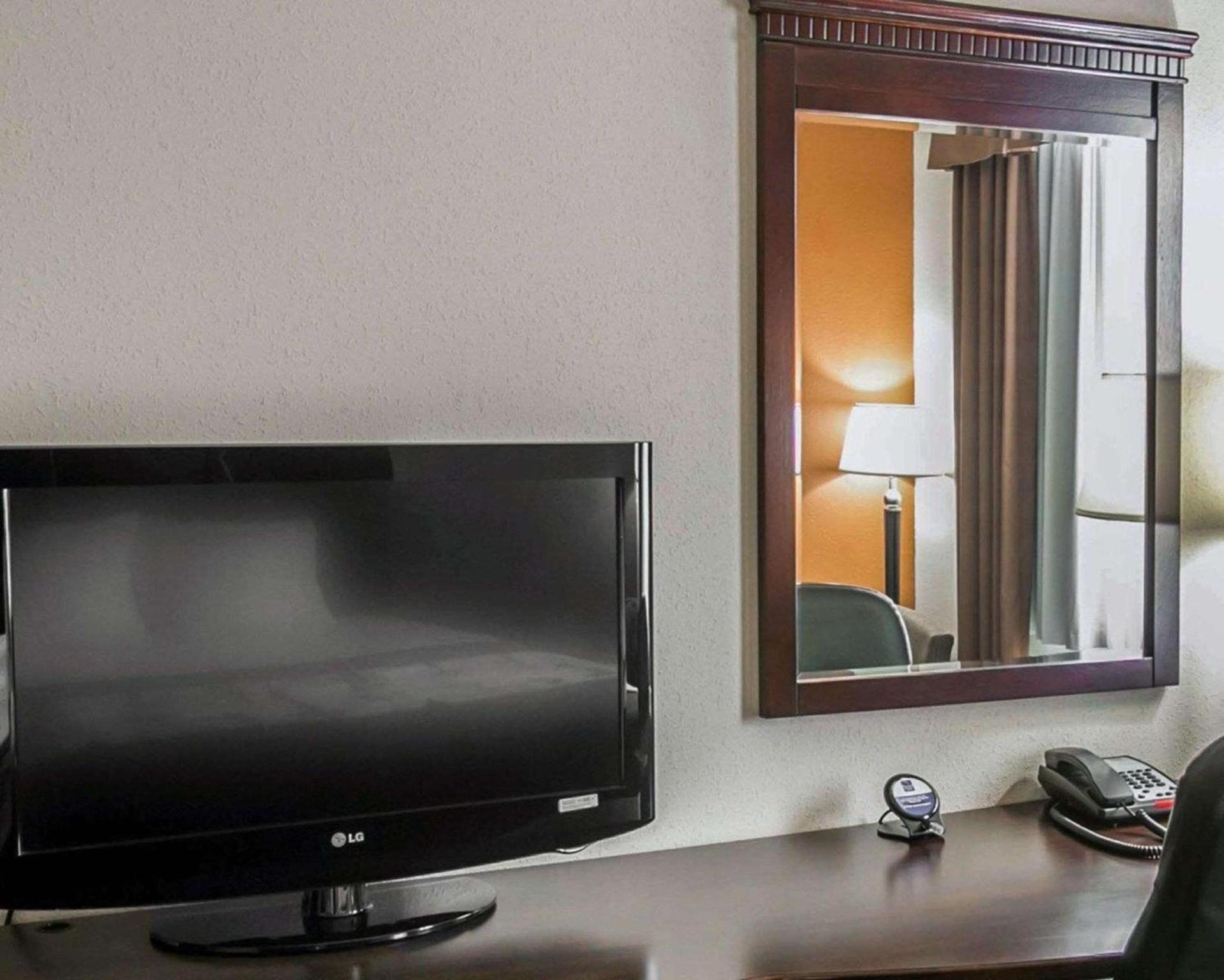 Sleep Inn & Suites Hwy 290-NW Freeway photo 9