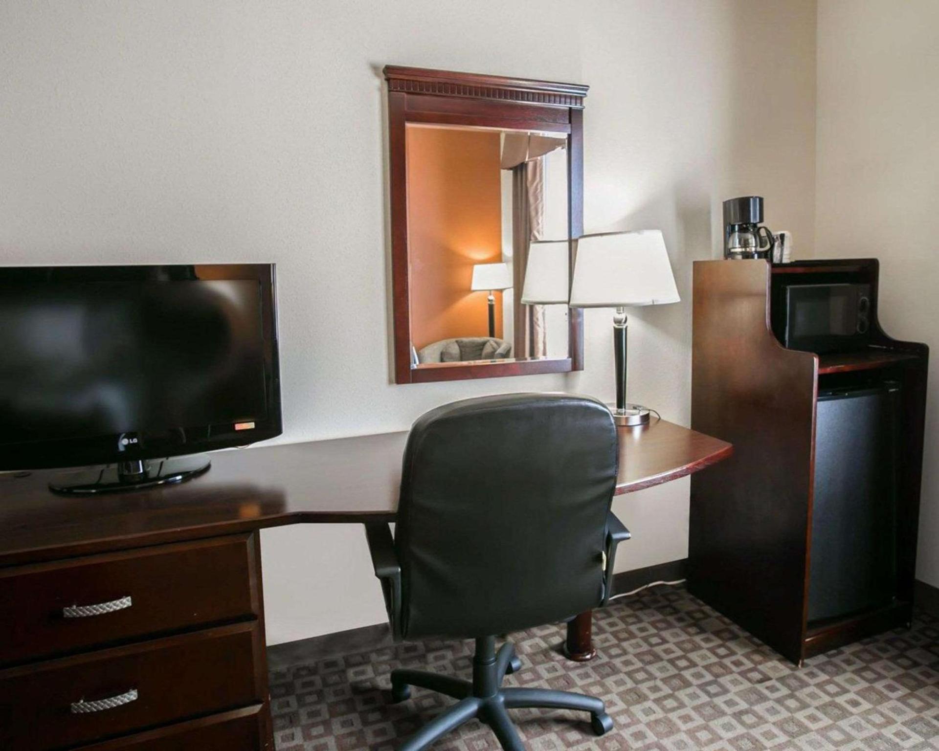 Sleep Inn & Suites Hwy 290-NW Freeway photo 10