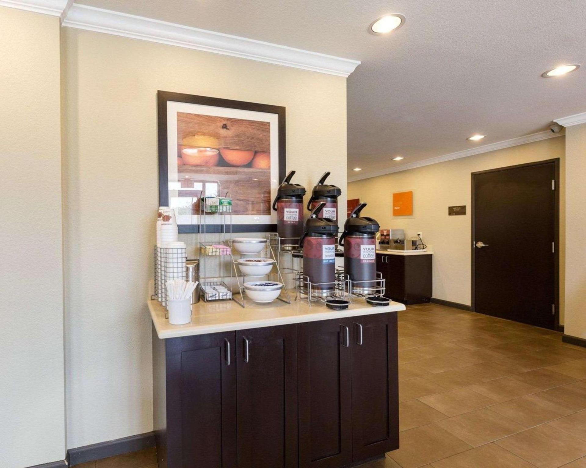 Comfort Suites near Westchase on Beltway 8 photo 3