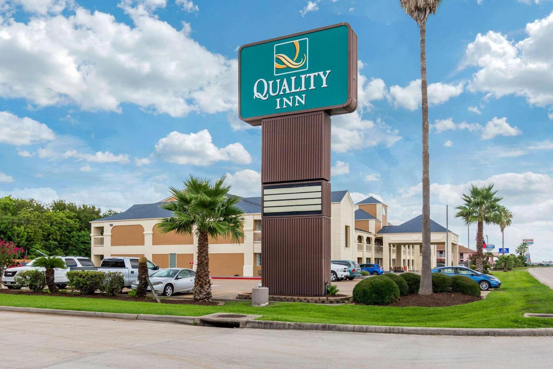 Quality Inn Clute Freeport photo 8