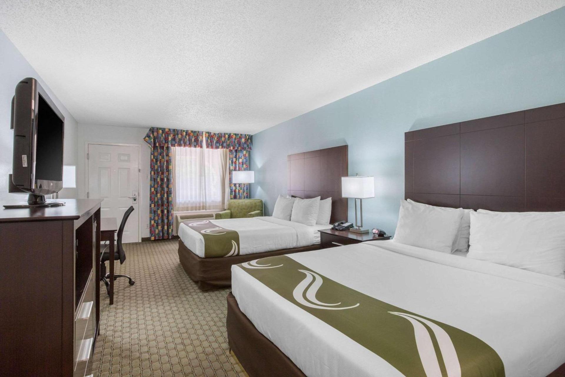 Quality Inn Clute Freeport photo 10