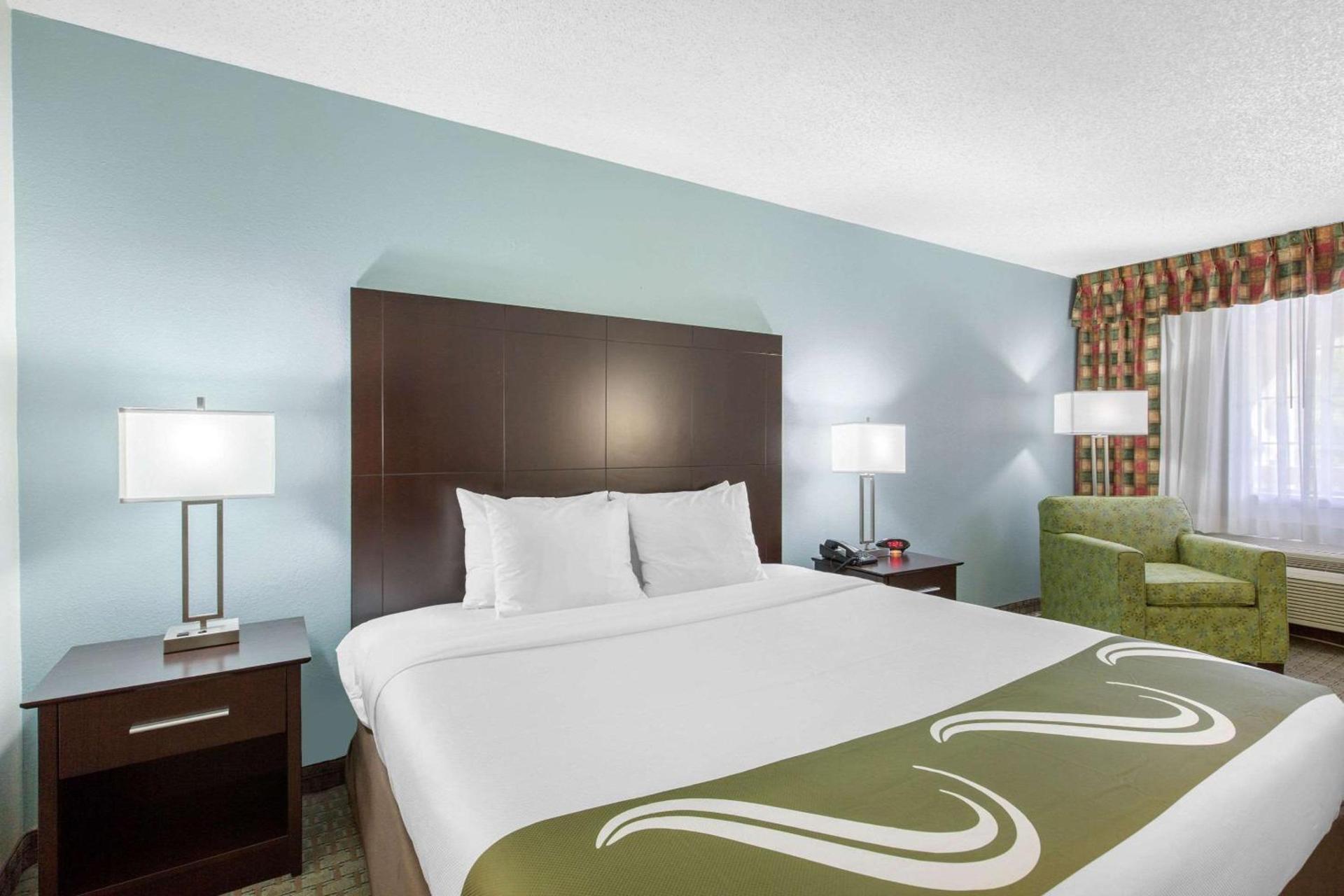Quality Inn Clute Freeport photo 12