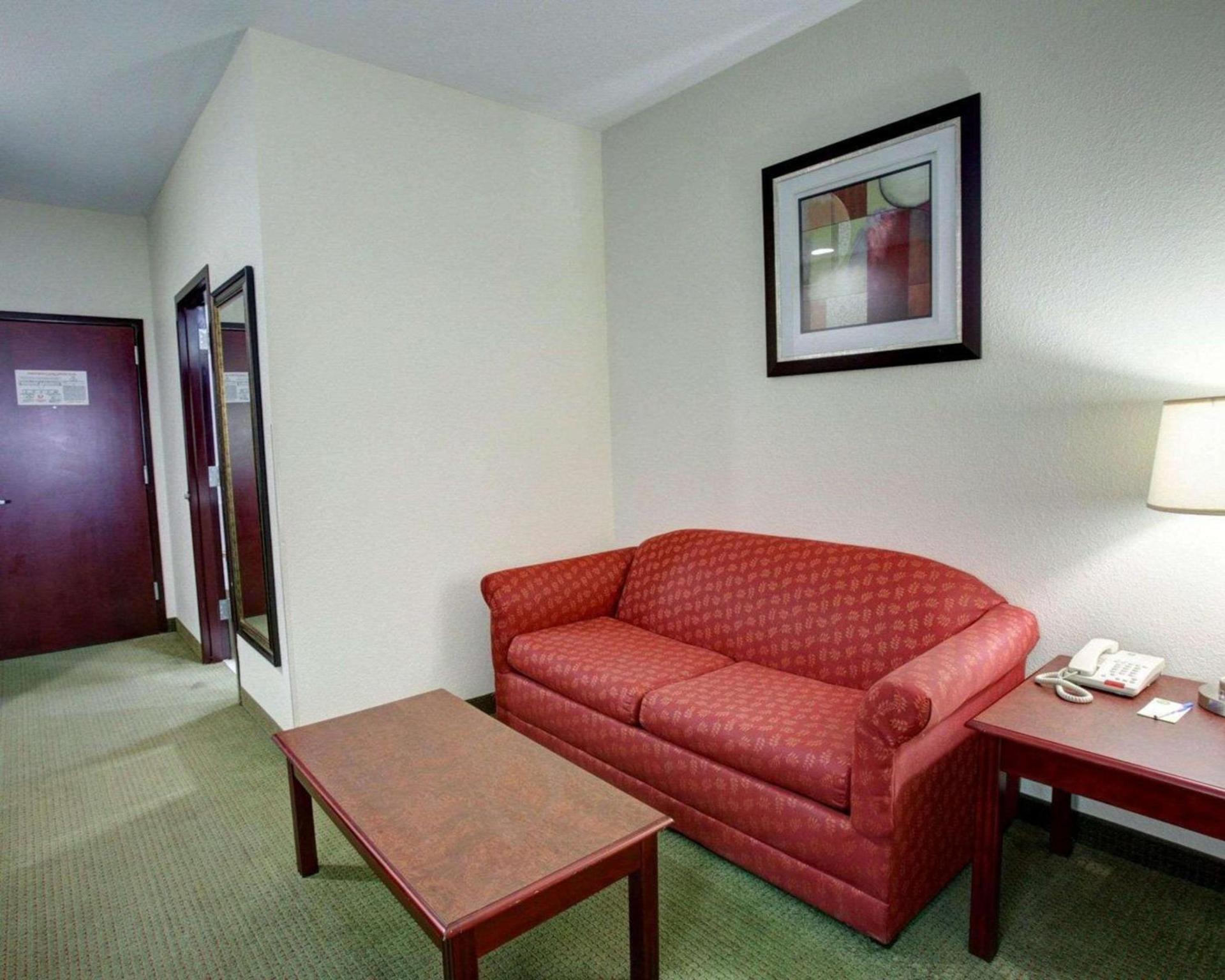 Quality Inn Rockdale photo 16