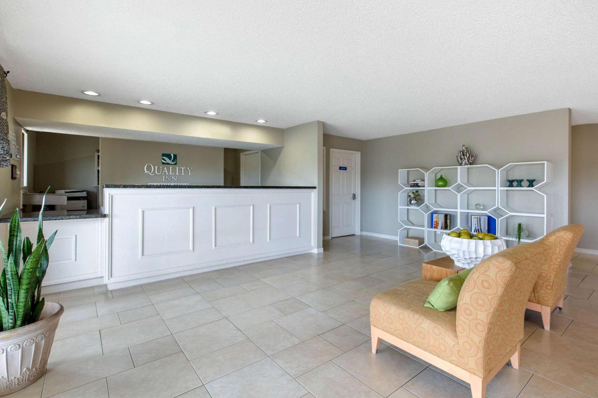 Quality Inn Clute Freeport photo 18