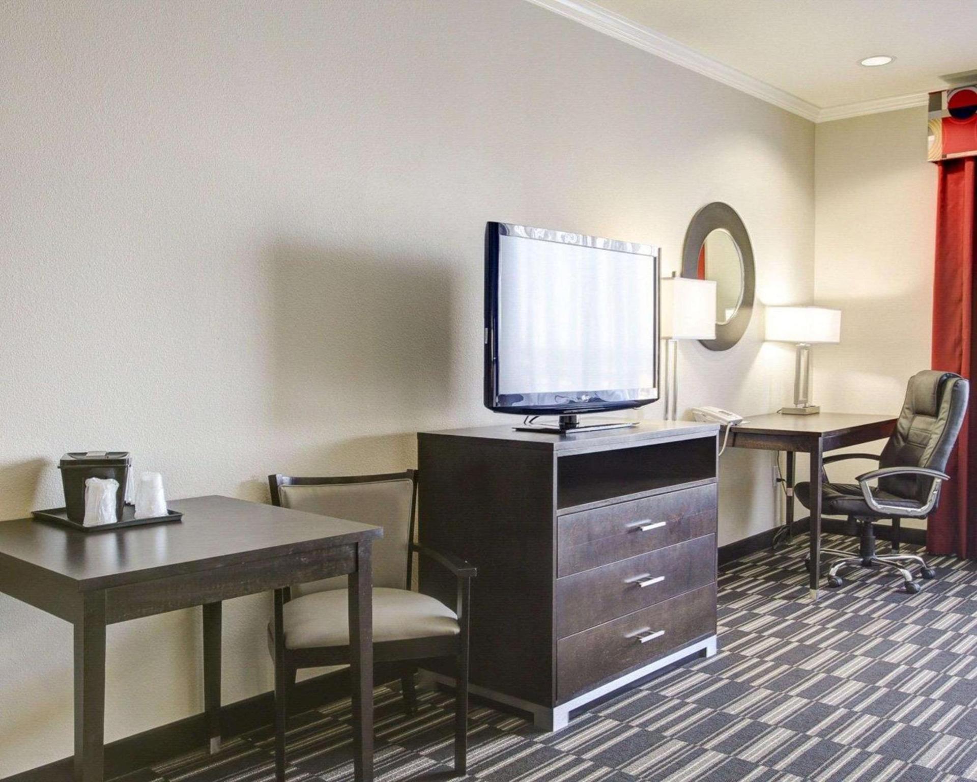 Quality Inn & Suites Bryan-College Station photo 30
