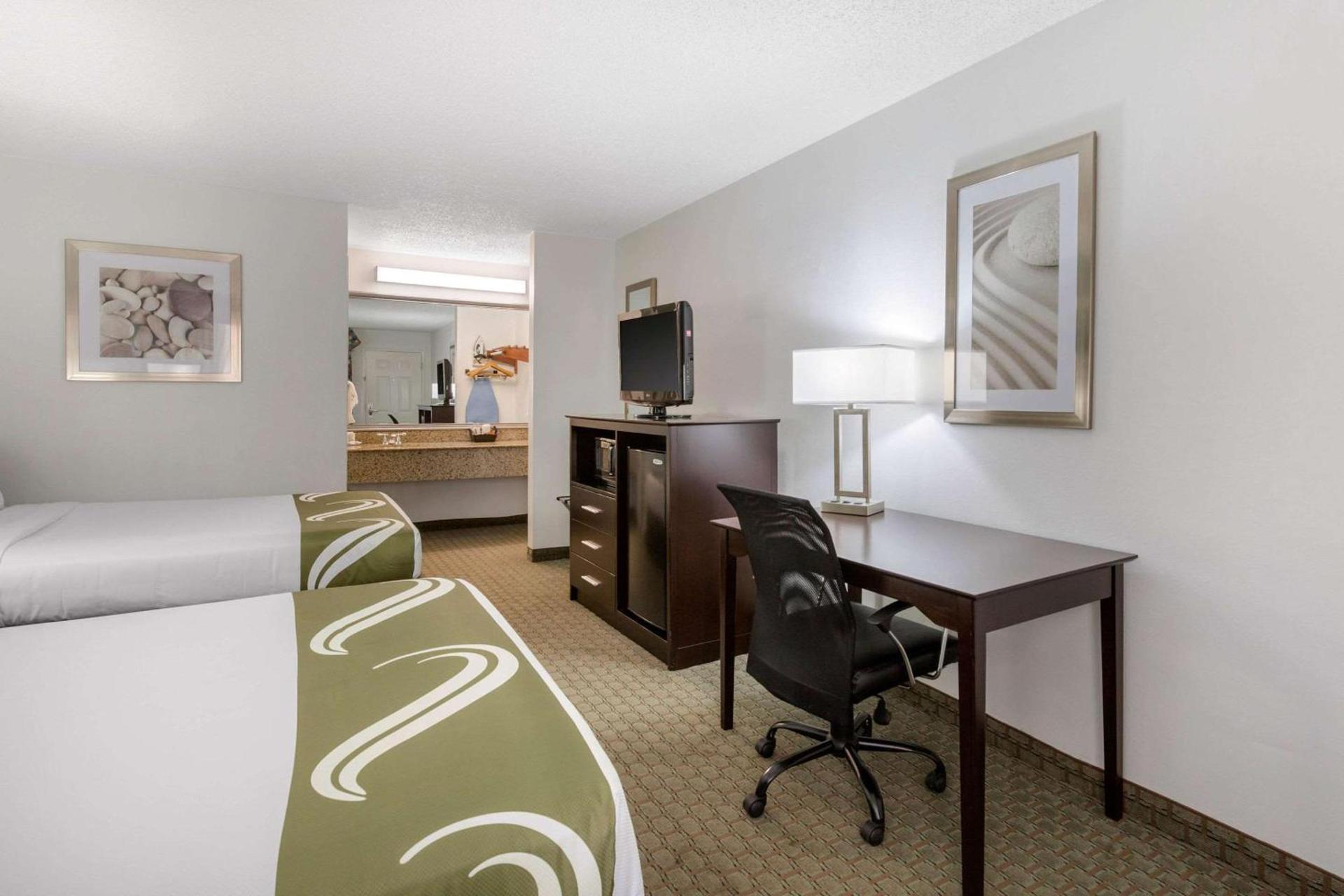 Quality Inn Clute Freeport photo 23