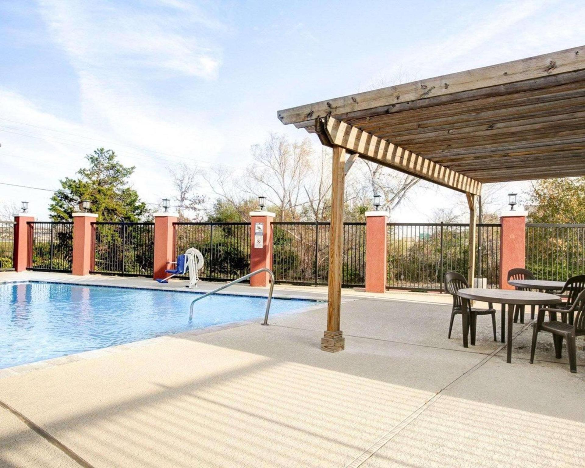 Quality Inn & Suites Bryan-College Station photo 40