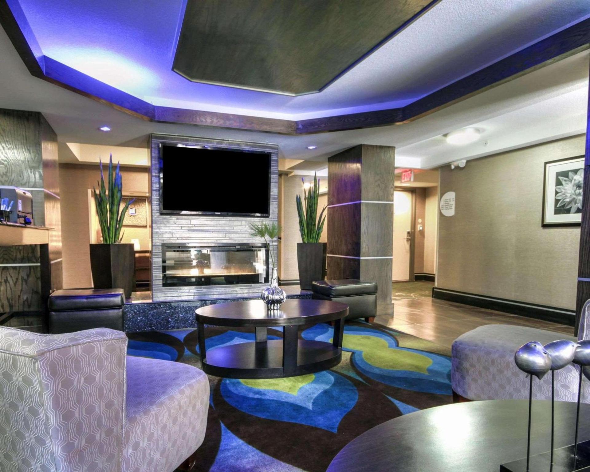 Comfort Inn & Suites El Paso I-10 Airport Area photo 8