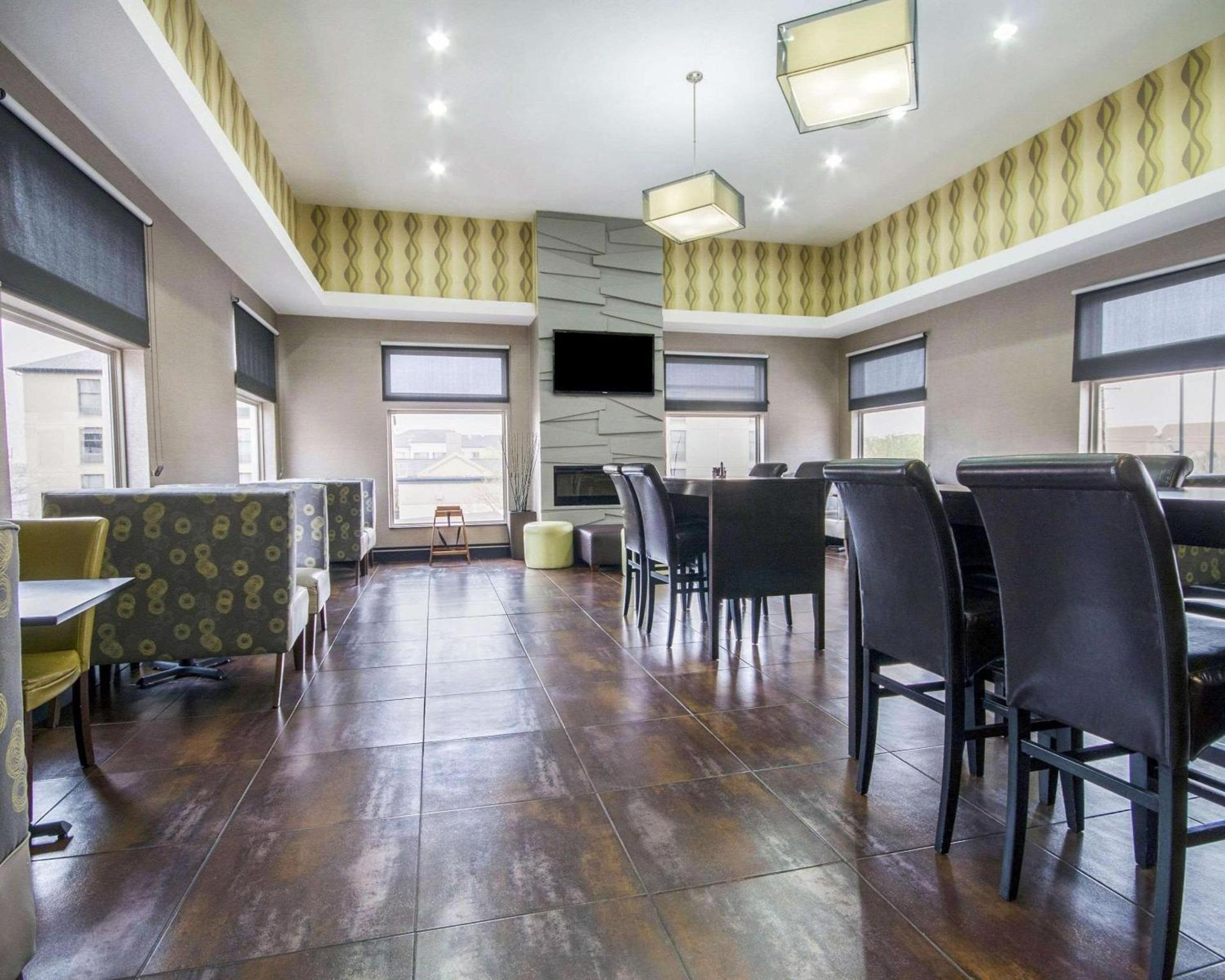 Comfort Inn & Suites El Paso I-10 Airport Area photo 32