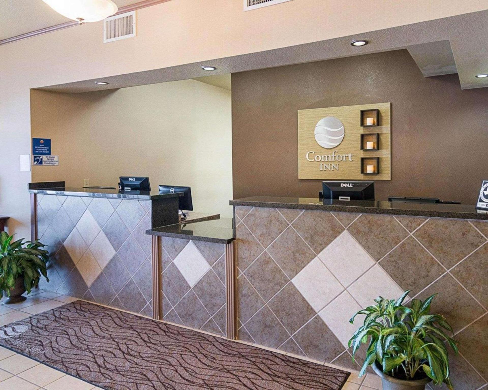 Comfort Inn I-20 Midland Stanton photo 17