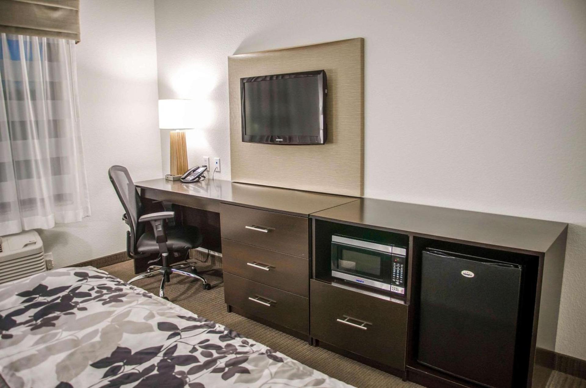 Sleep Inn & Suites Center photo 19