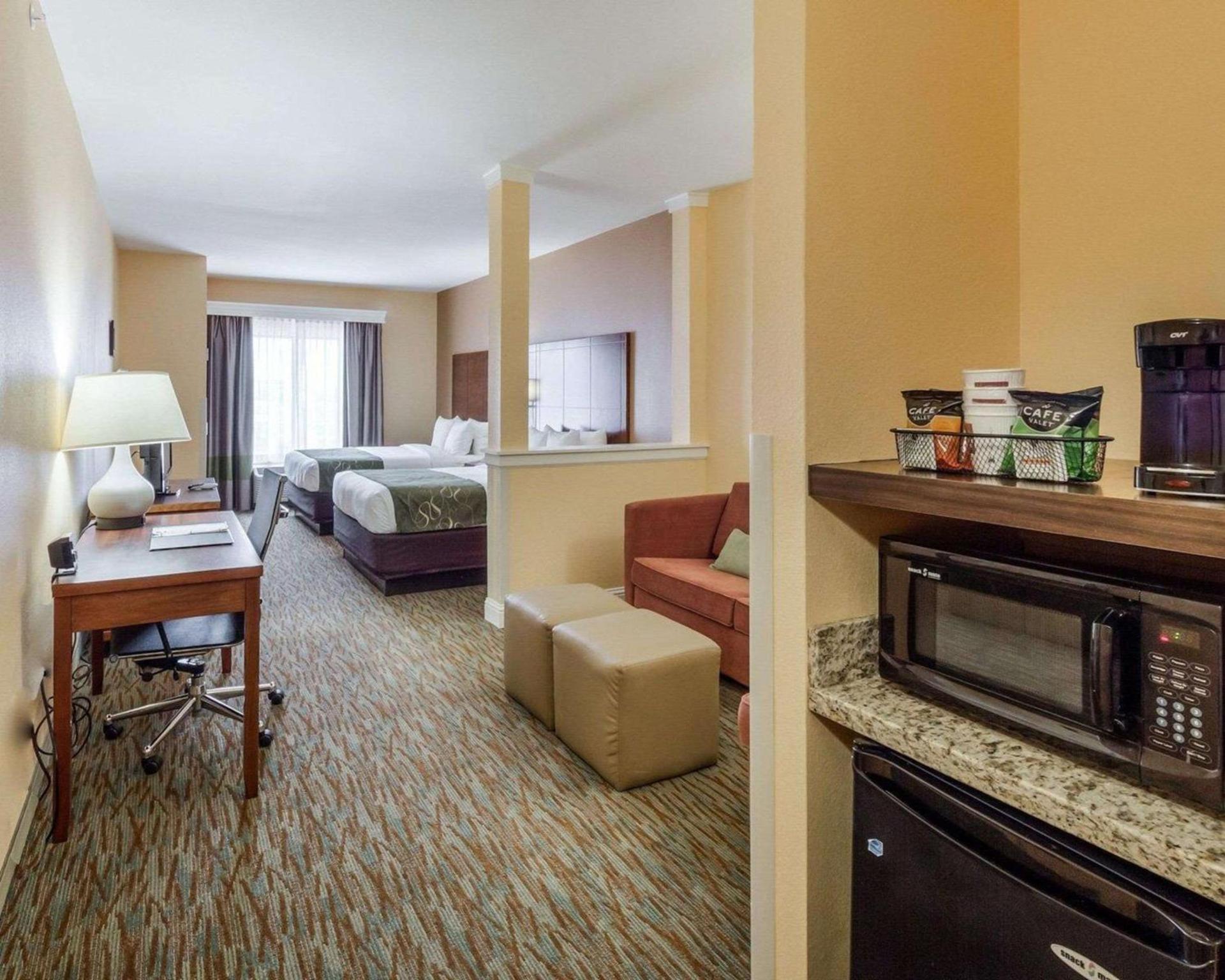 Comfort Suites Cotulla near I-35 photo 27