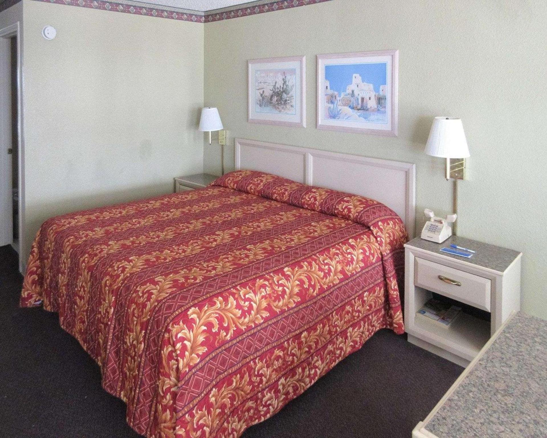 Rodeway Inn San Juan photo 2
