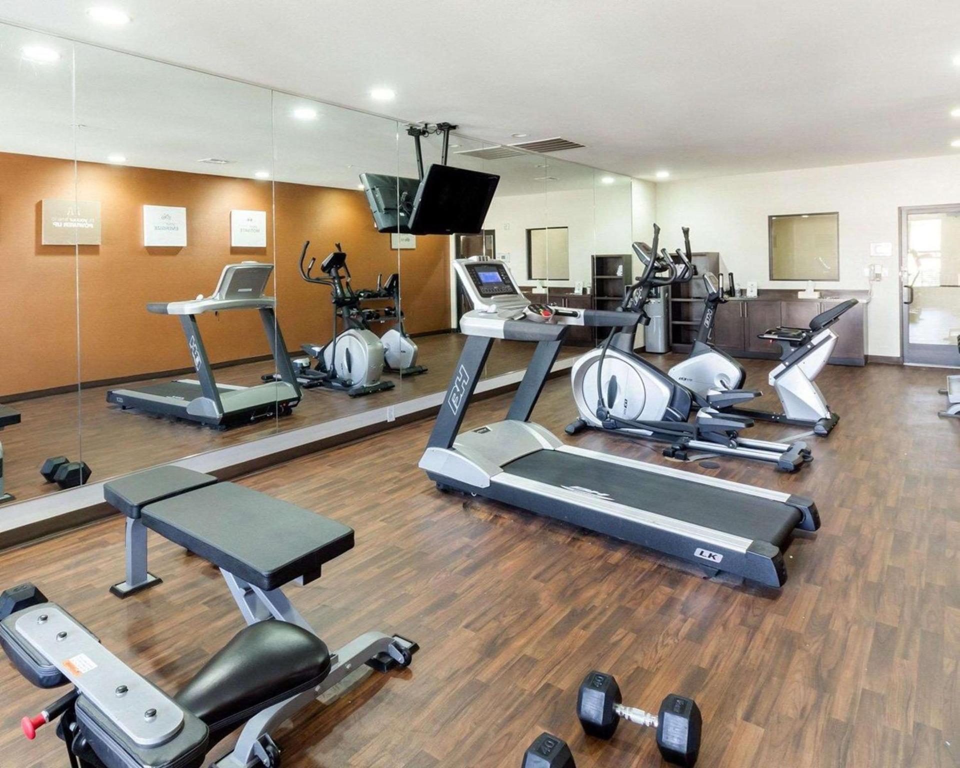 Comfort Suites Cotulla near I-35 photo 14
